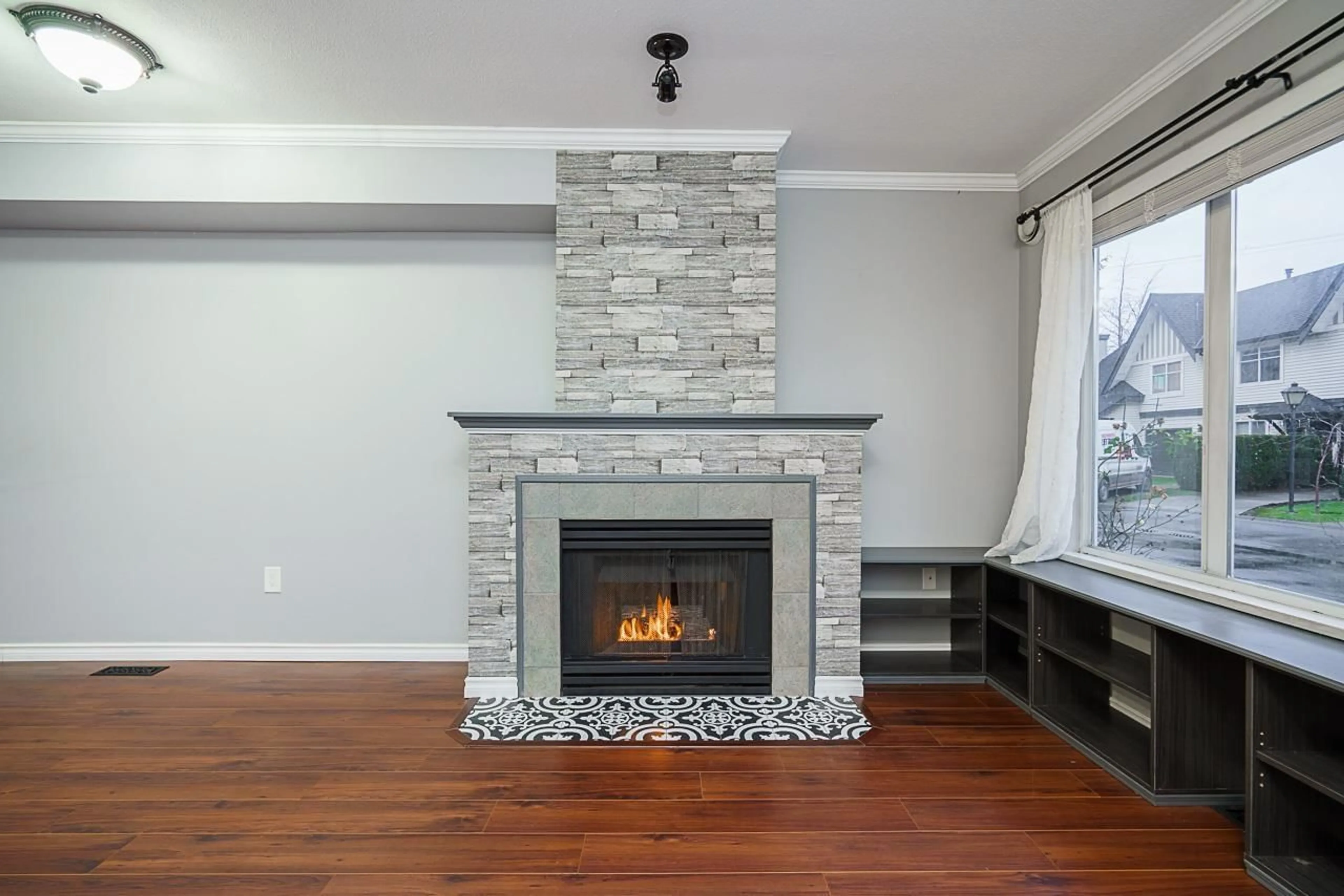 Living room with furniture, unknown for 23 - 18883 65, Surrey British Columbia V3S8Y2