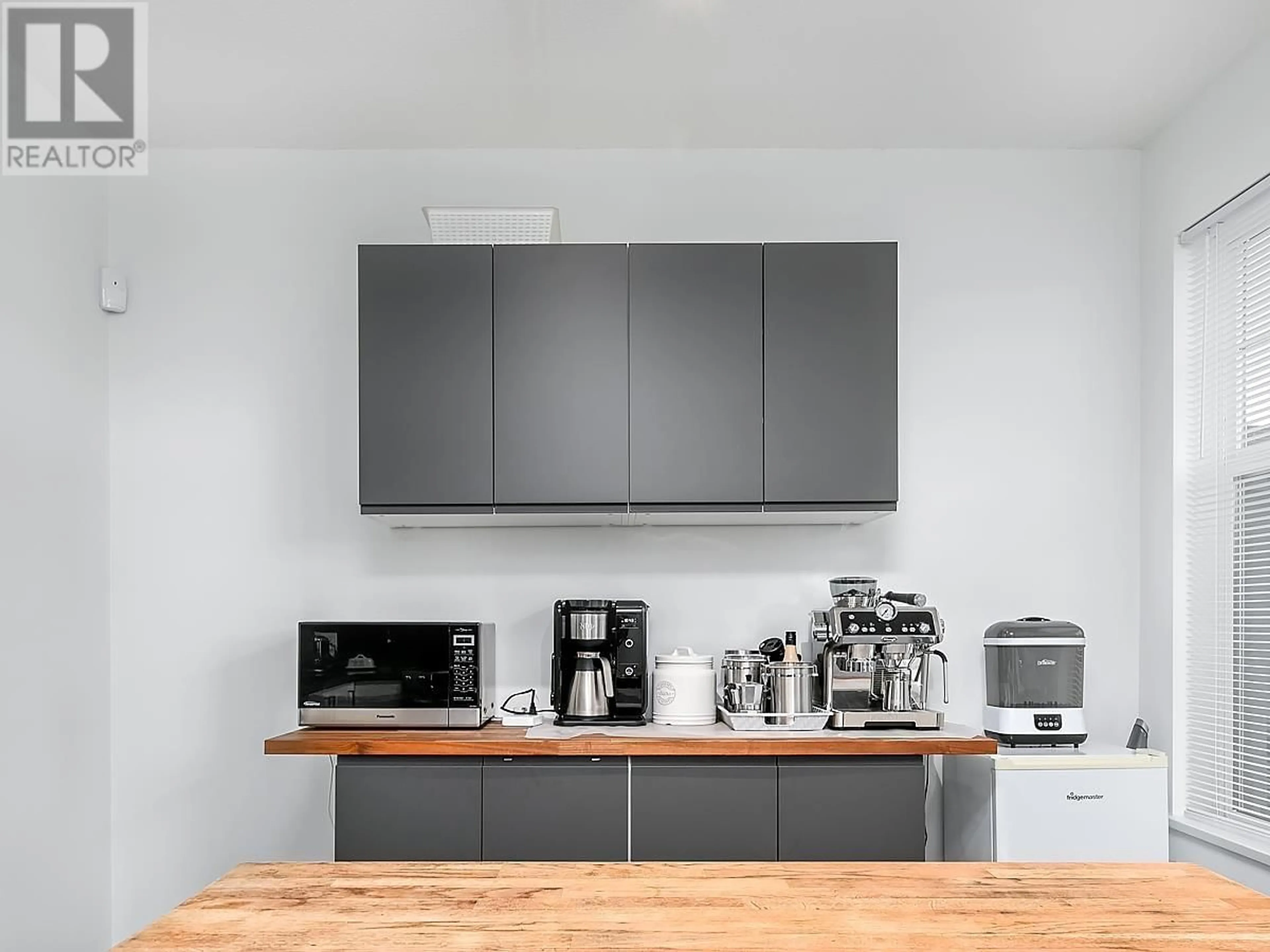 Standard kitchen, wood/laminate floor for 55 - 1338 HAMES CRESCENT, Coquitlam British Columbia V3E0J2