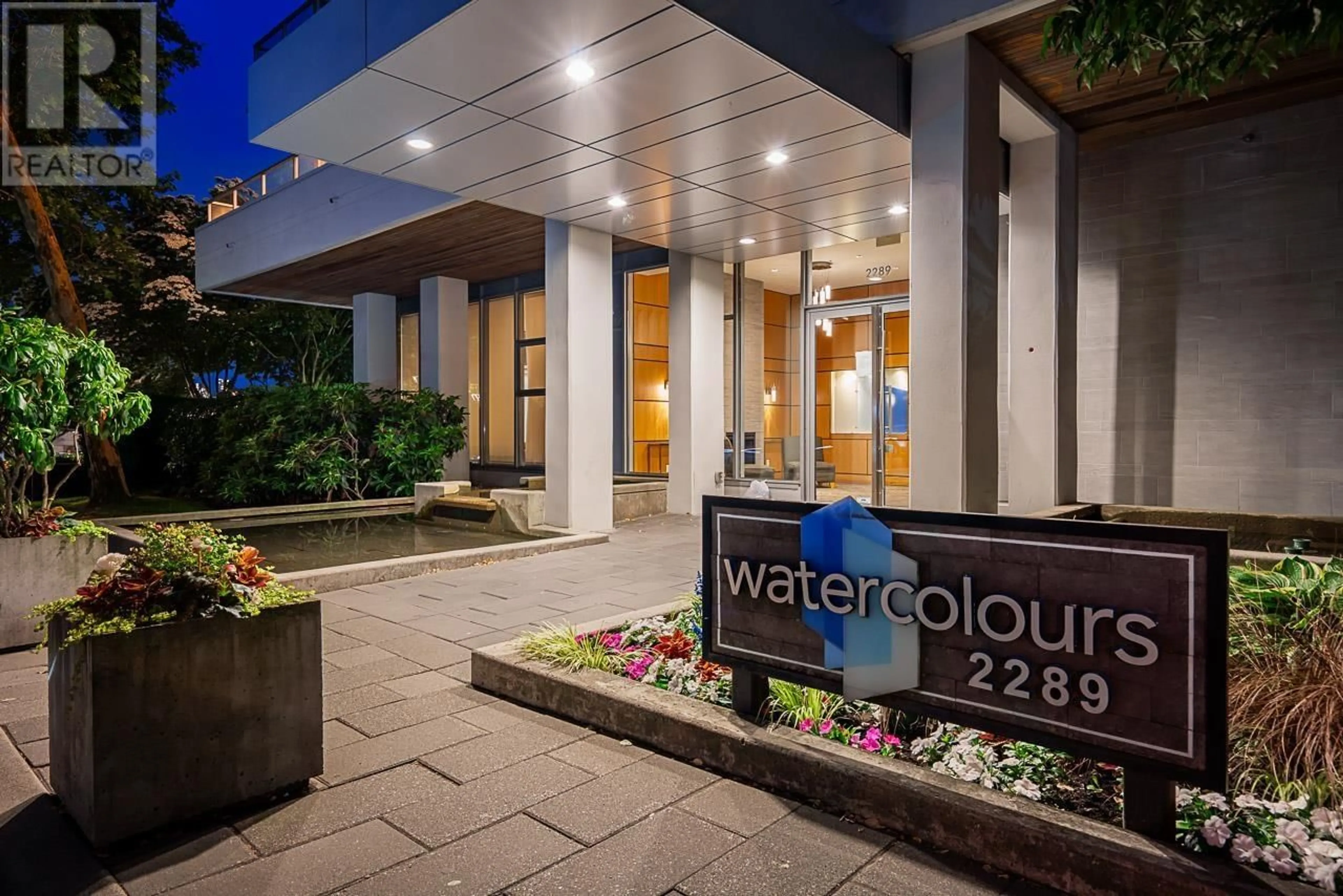 Indoor foyer for 2903 - 2289 YUKON CRESCENT, Burnaby British Columbia V5C0B2
