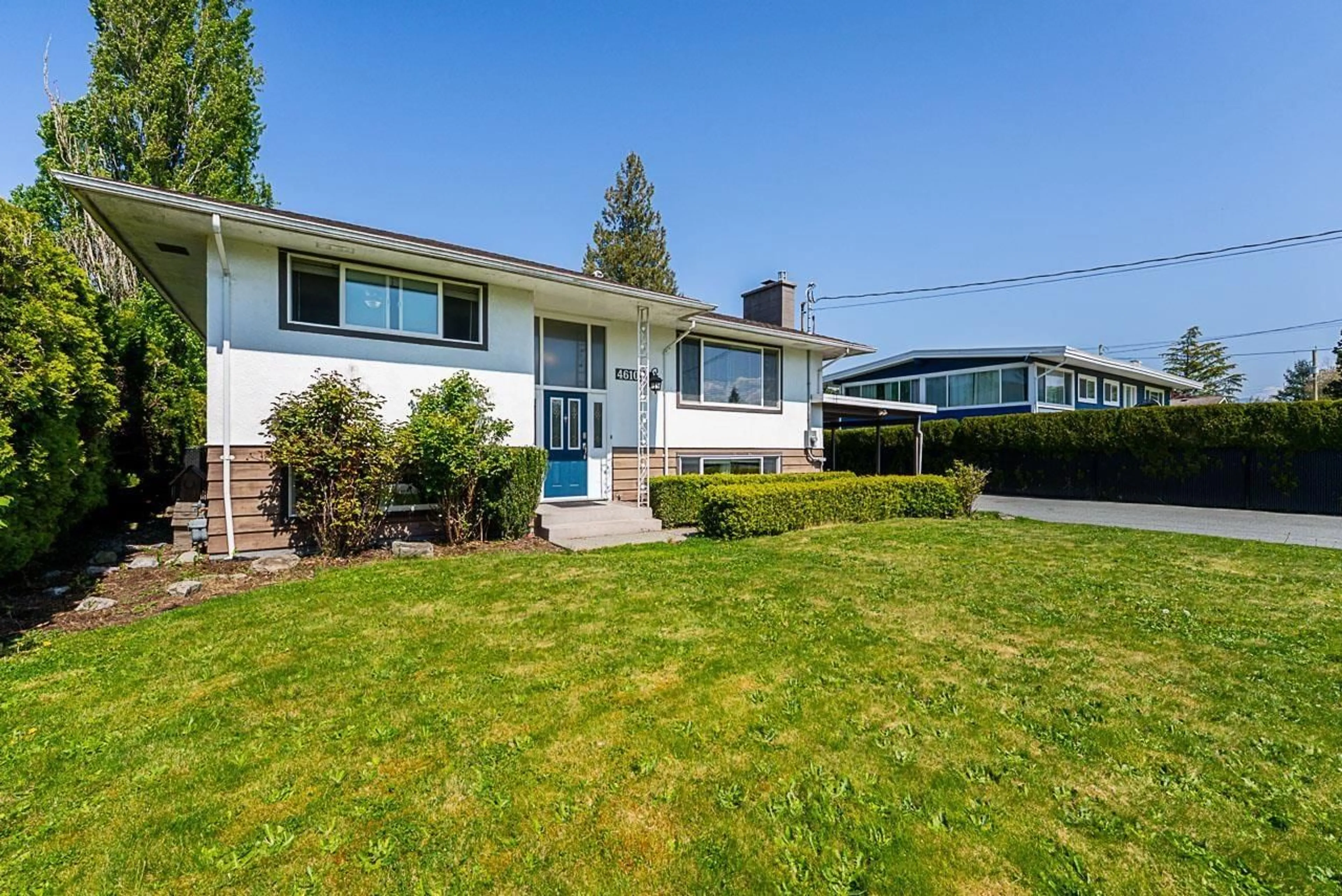 Home with vinyl exterior material, street for 46105 AVALON AVENUE, Chilliwack British Columbia V2P3P8
