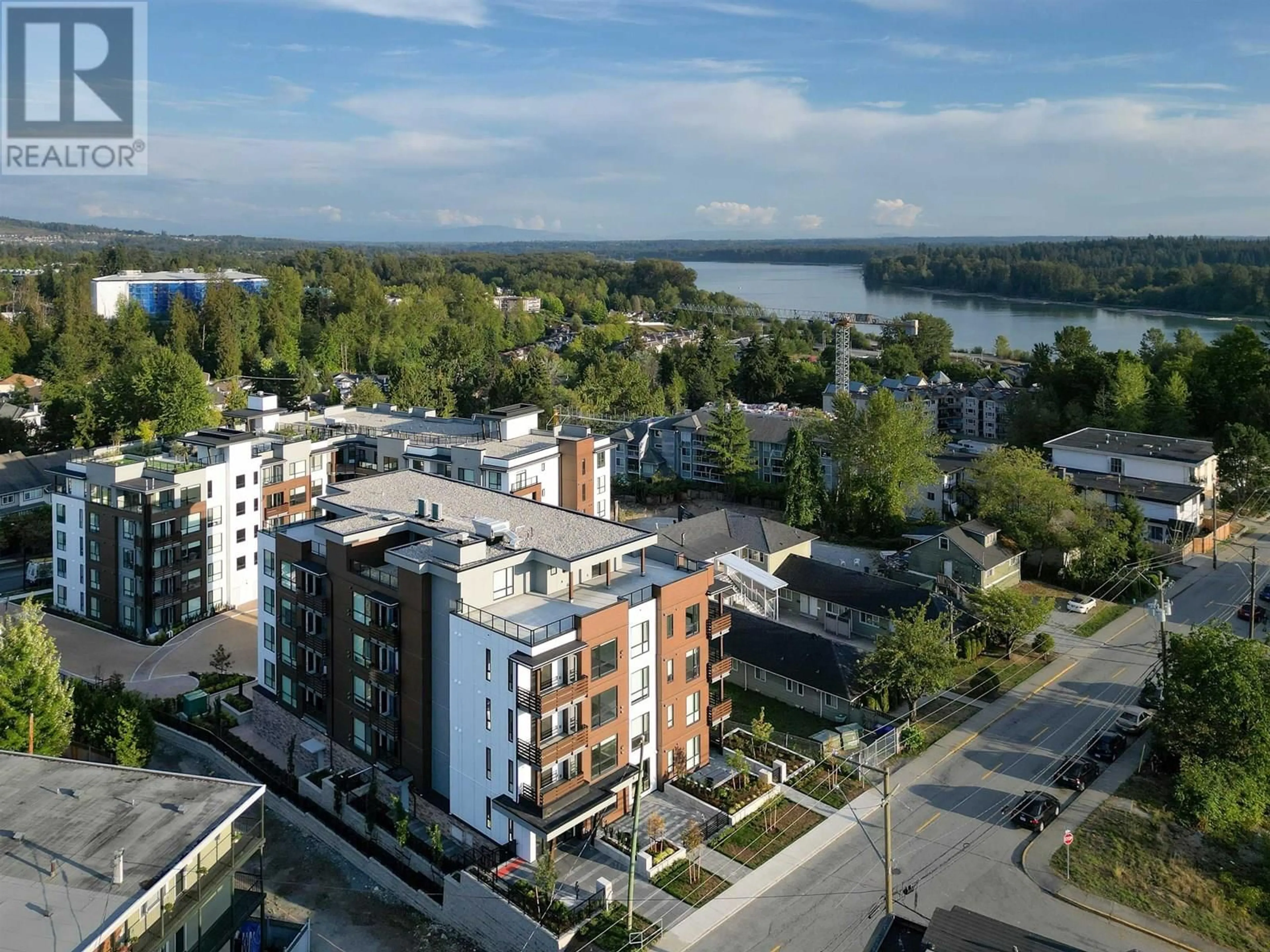 A pic from outside/outdoor area/front of a property/back of a property/a pic from drone, city buildings view from balcony for 509 - 11703 FRASER STREET, Maple Ridge British Columbia V2X9A7