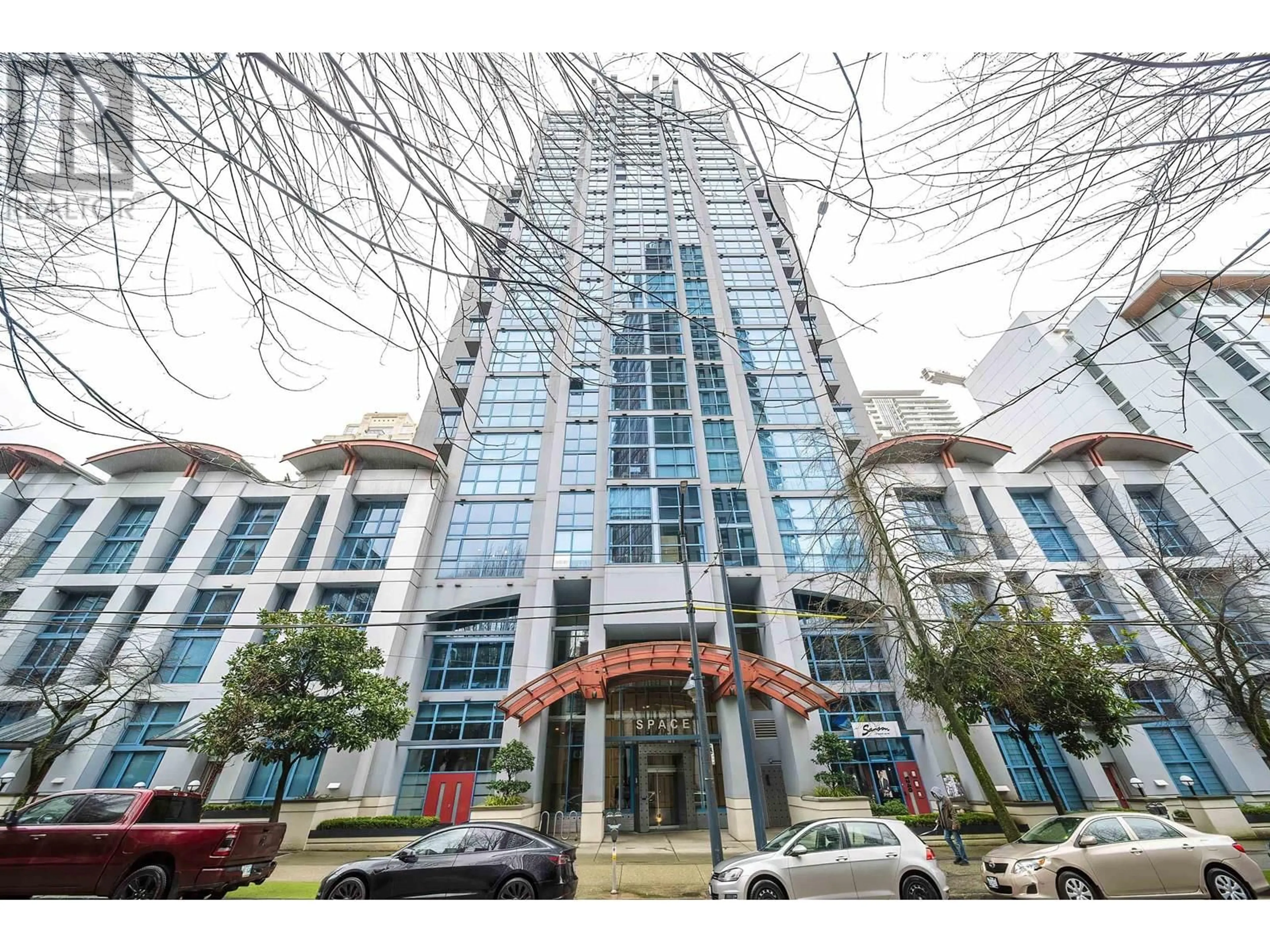 Indoor foyer for 706 - 1238 SEYMOUR STREET, Vancouver British Columbia V6B6J3