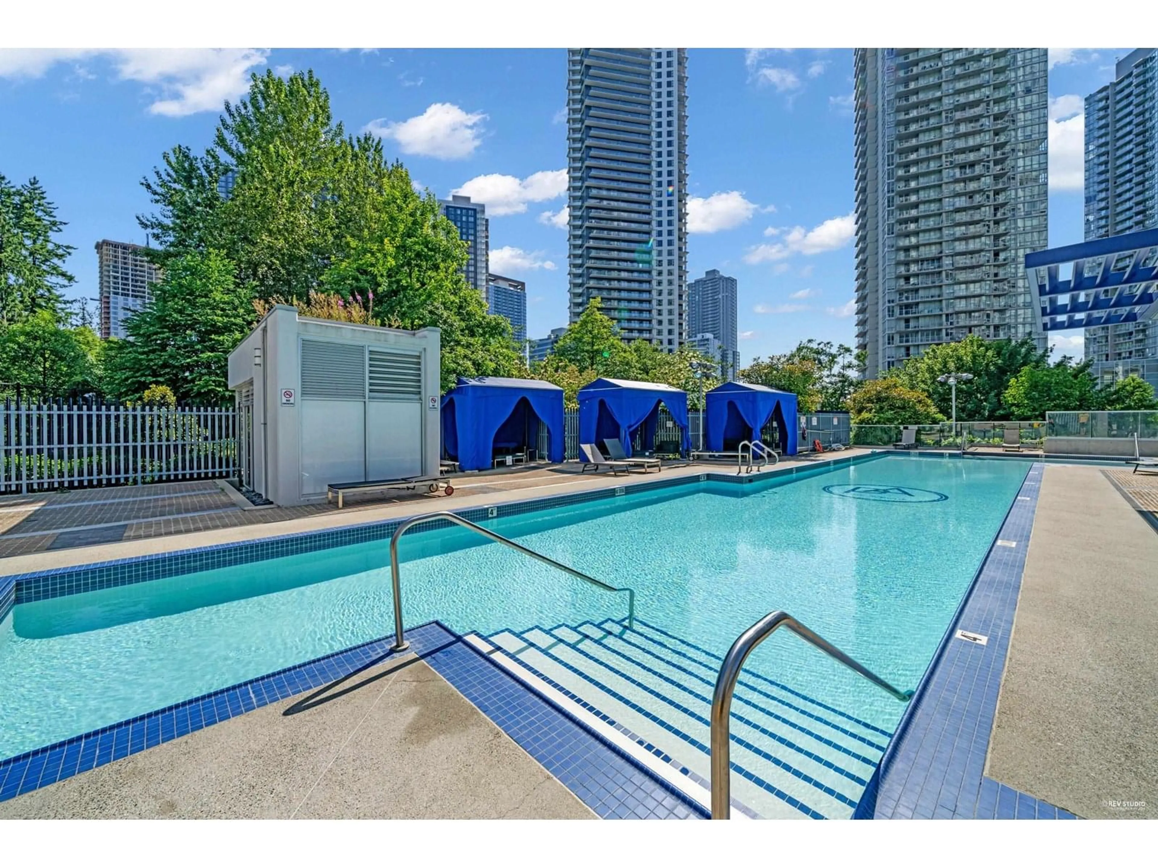 Pool for 4302 - 13750 100, Surrey British Columbia V3T0L3