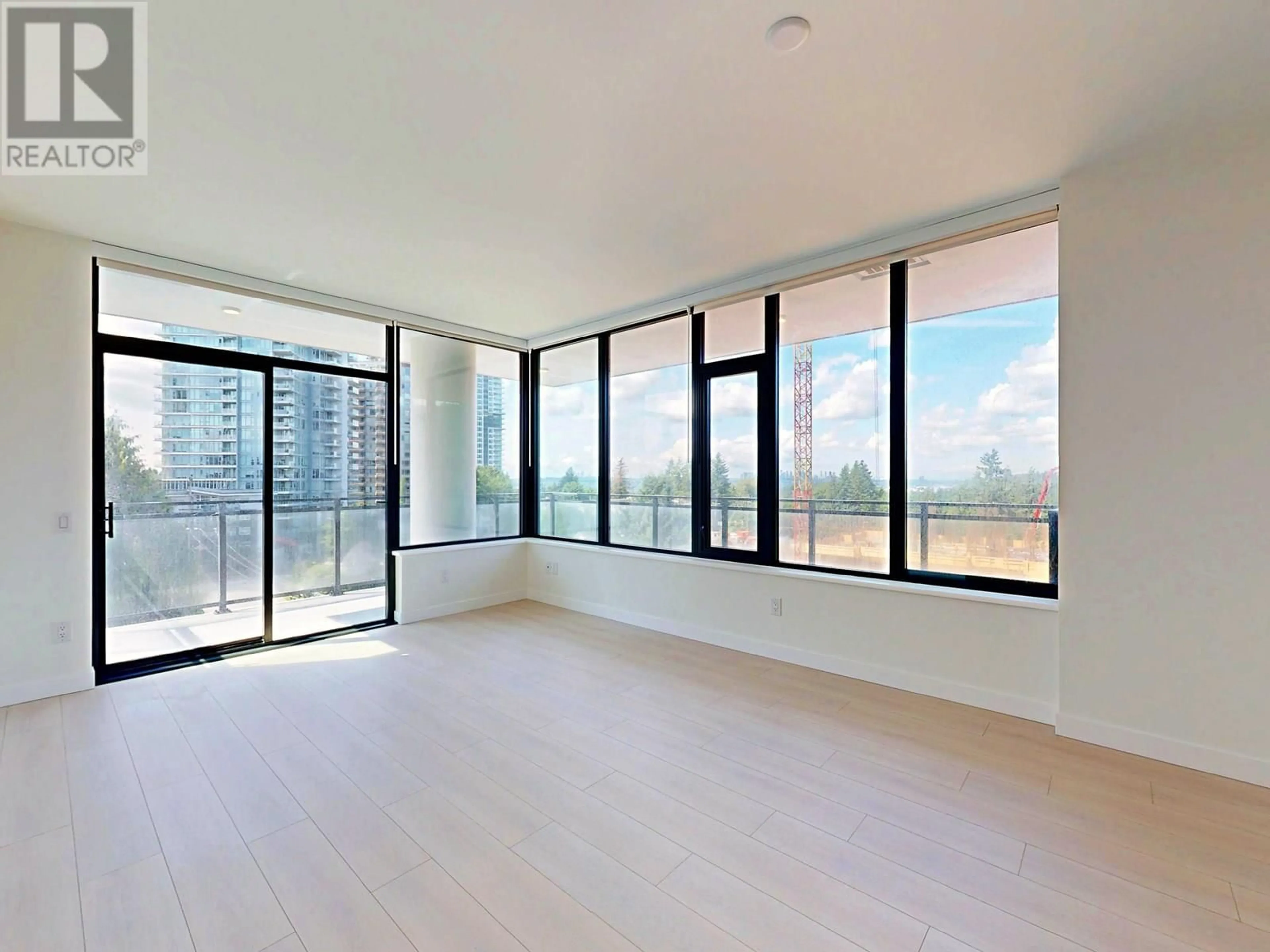 A pic of a room for 902 - 626 CLAREMONT STREET, Coquitlam British Columbia V3J3T4