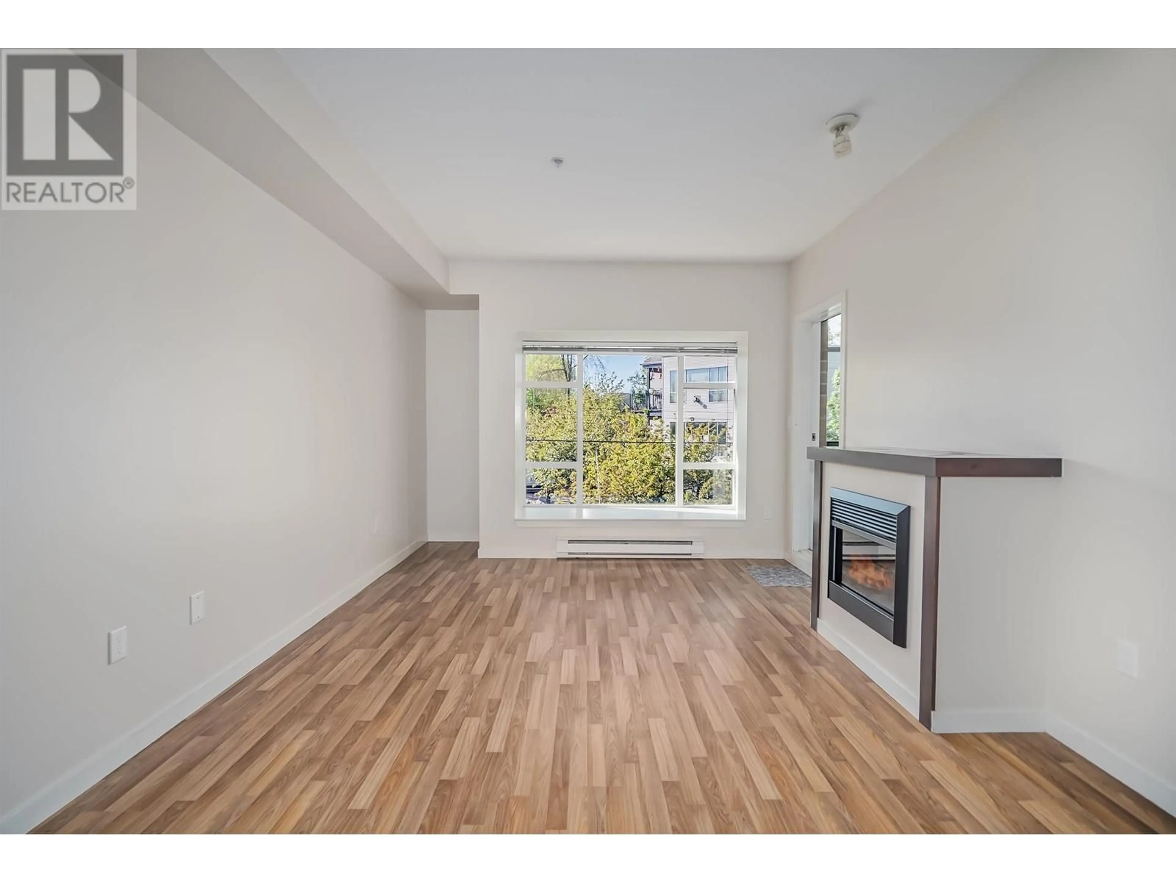A pic of a room for 209 - 2478 WELCHER AVENUE, Port Coquitlam British Columbia V3C0A6
