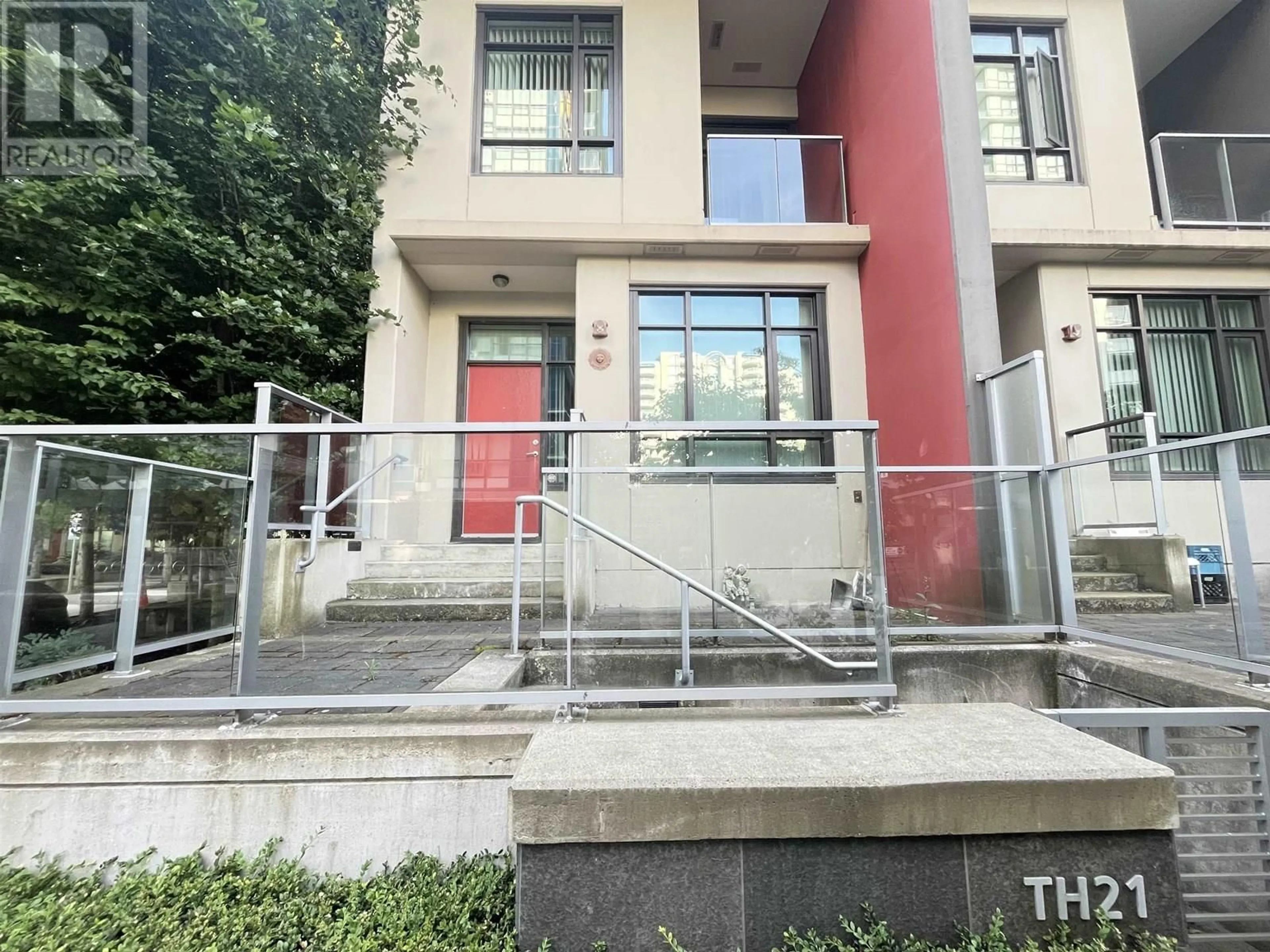 Stairs for 21 - 7338 GOLLNER AVENUE, Richmond British Columbia V6Y0H8