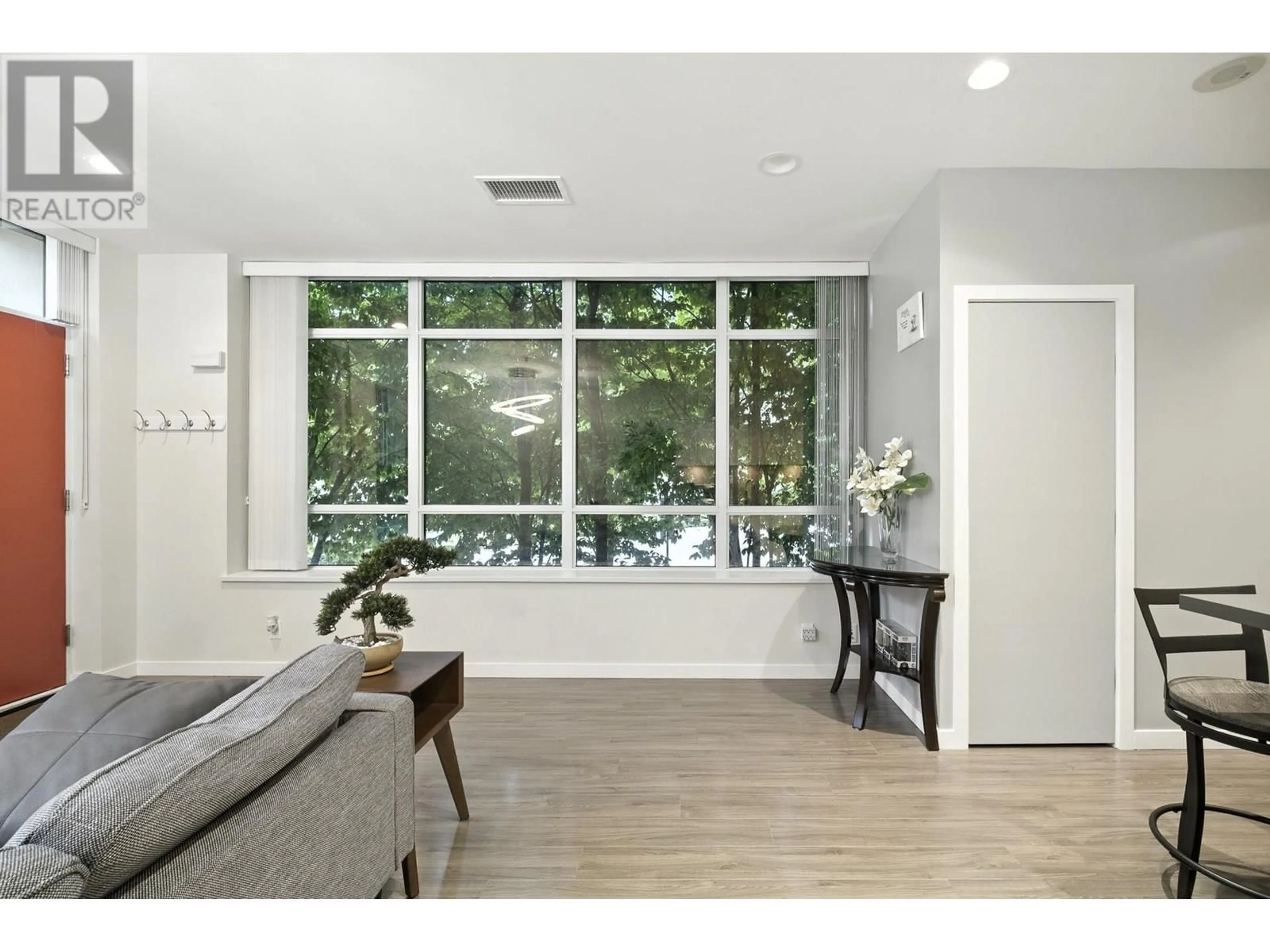 Indoor entryway for 21 - 7338 GOLLNER AVENUE, Richmond British Columbia V6Y0H8