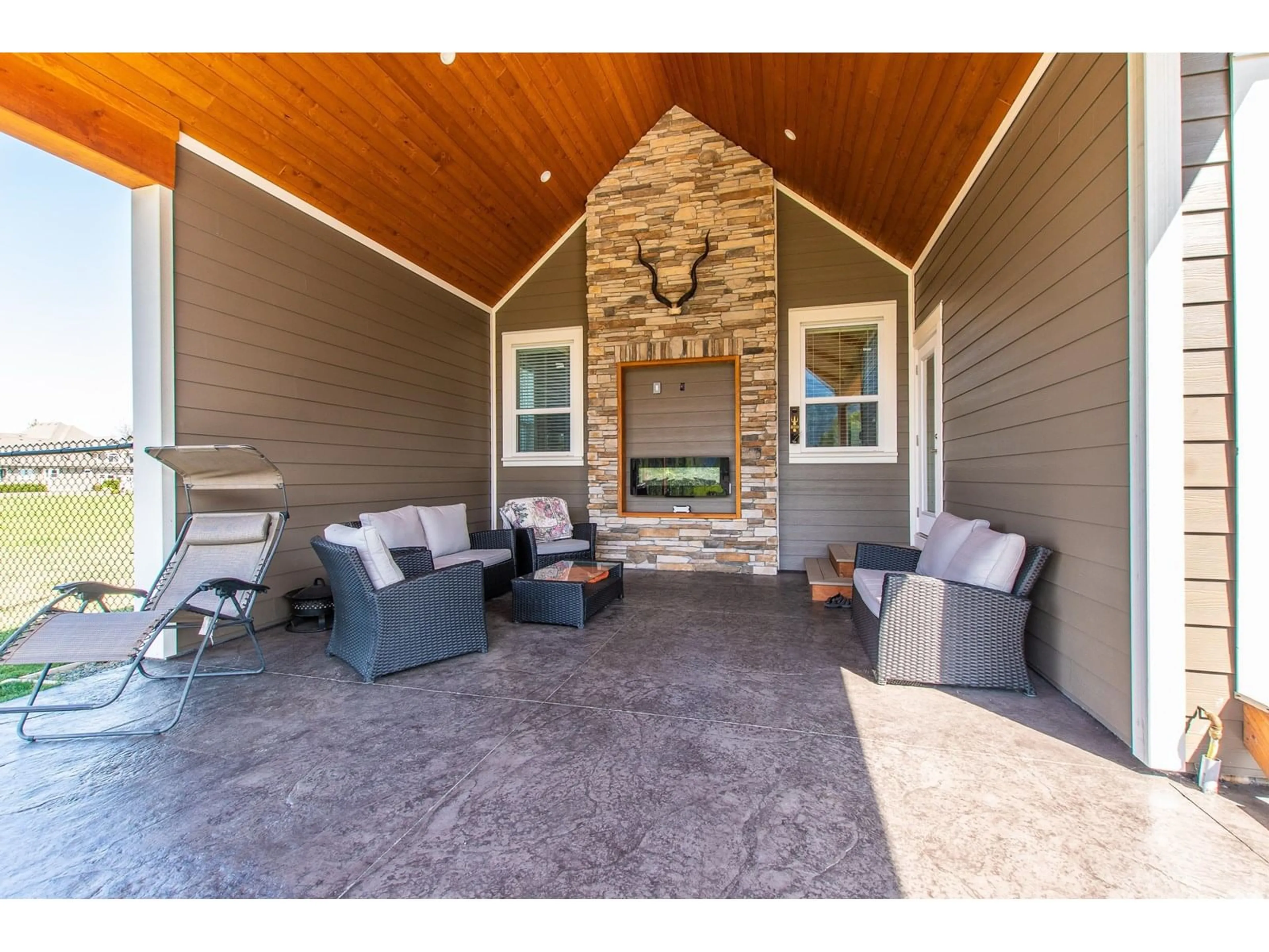 Patio, unknown for 43832 KEITH WILSON ROAD, Chilliwack British Columbia V2R4B5
