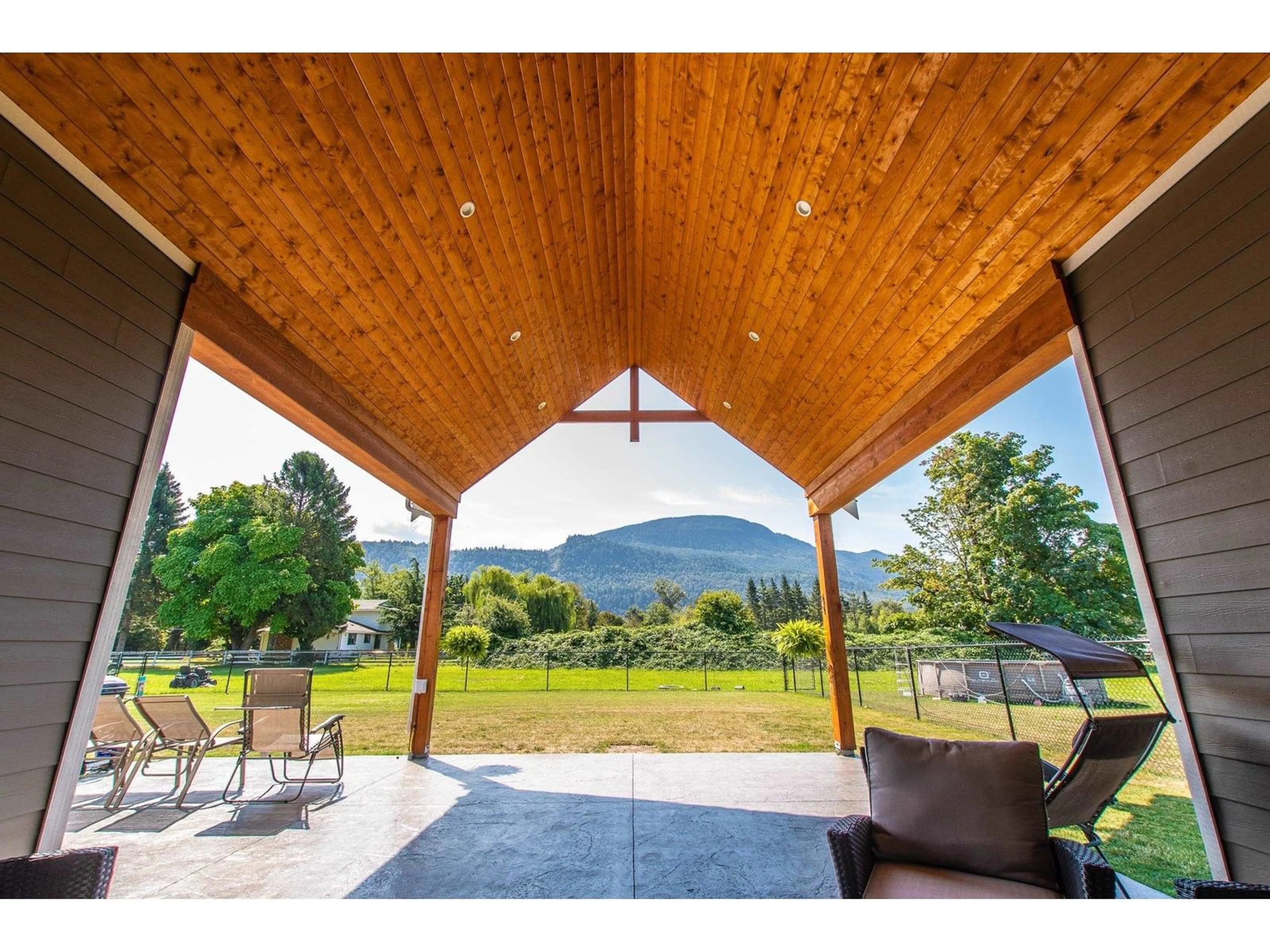 Patio, mountain view for 43832 KEITH WILSON ROAD, Chilliwack British Columbia V2R4B5