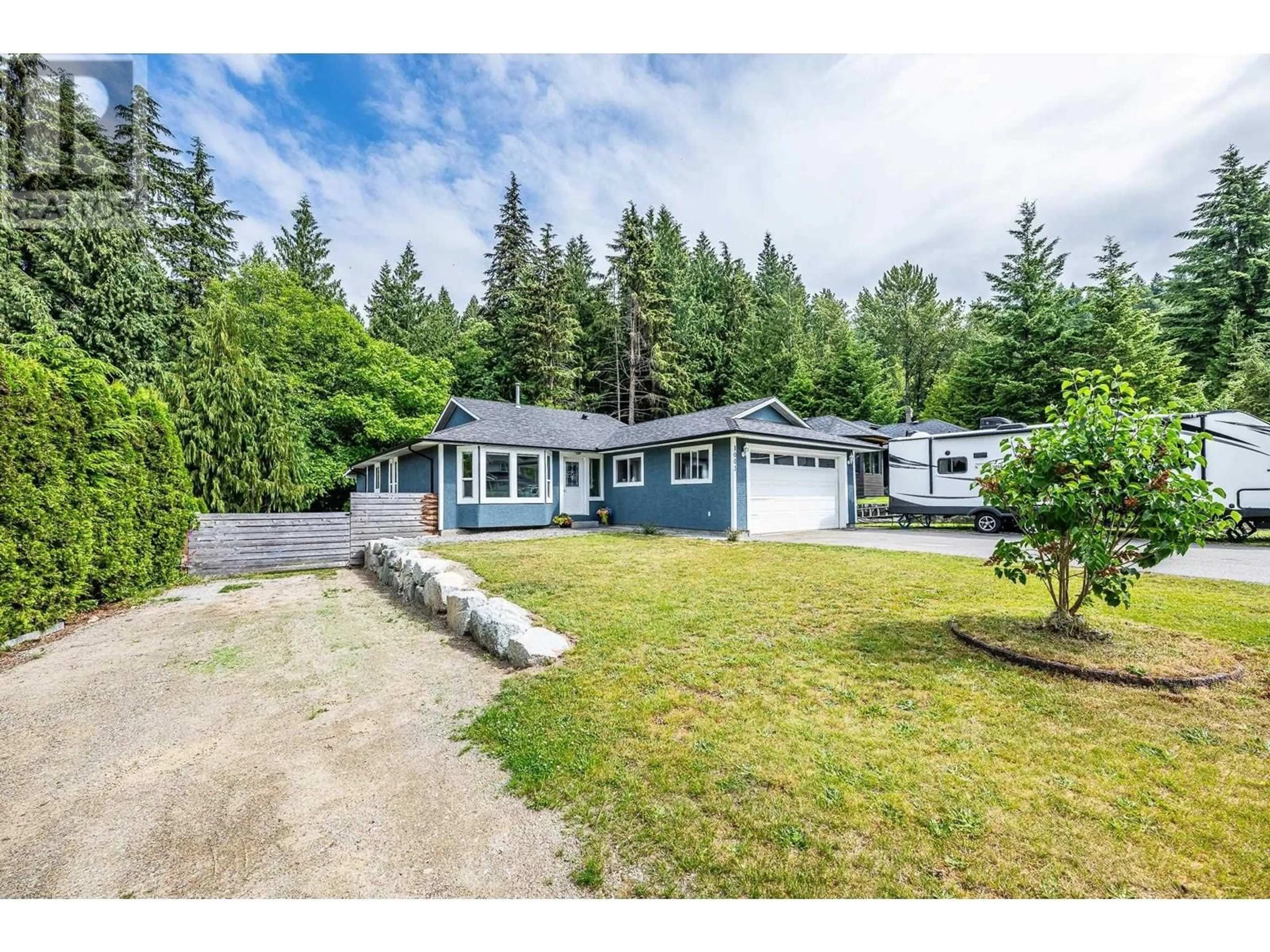 A pic from outside/outdoor area/front of a property/back of a property/a pic from drone, street for 1003 PIA ROAD, Squamish British Columbia V0N1T0