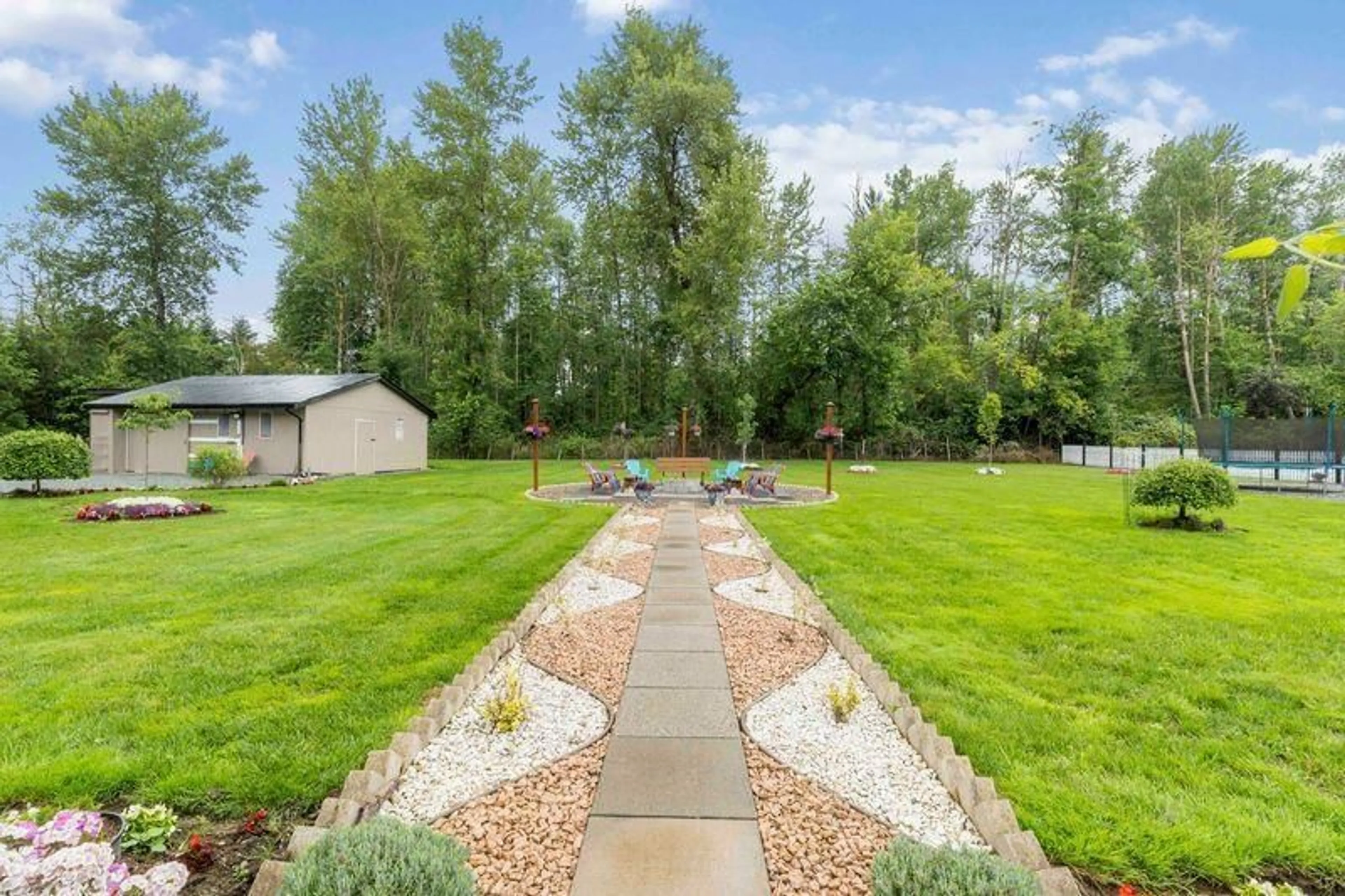 Patio, unknown for 1770 252, Langley British Columbia V4W2E3