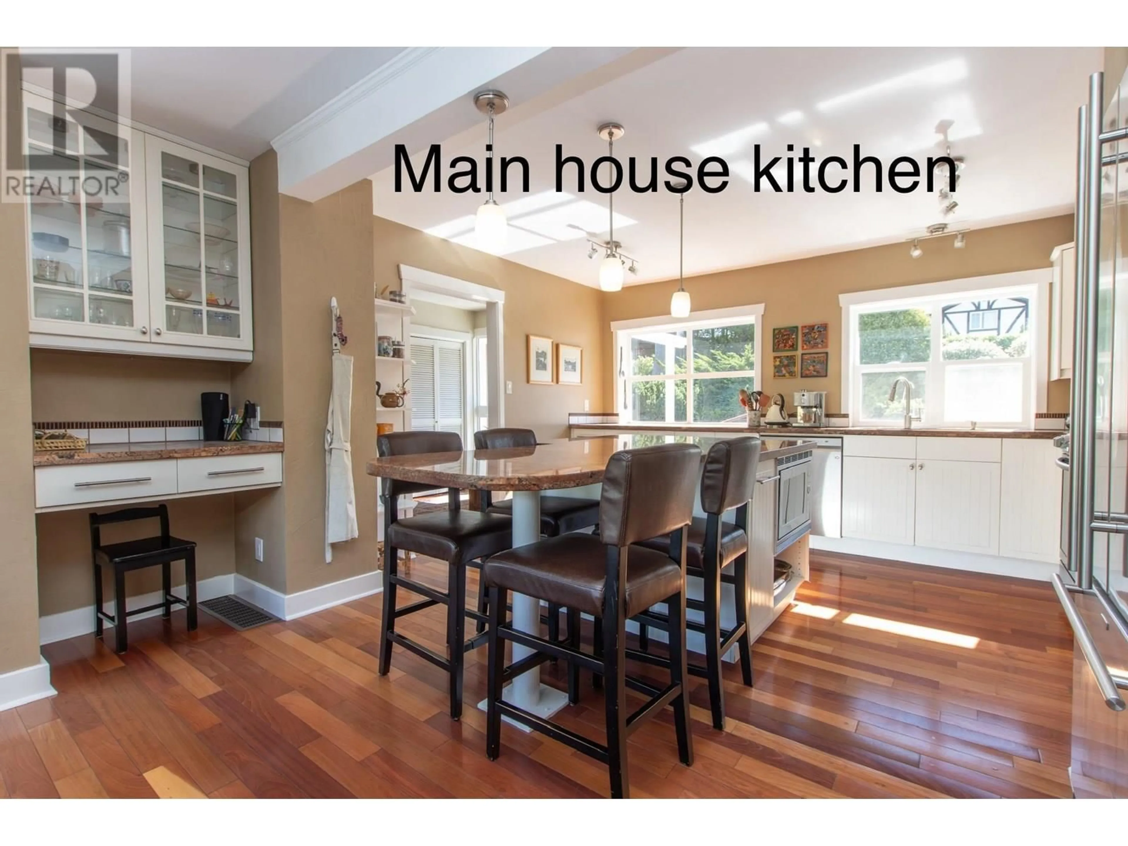 Open concept kitchen, unknown for 40549 AYR DRIVE, Squamish British Columbia V0N1T0