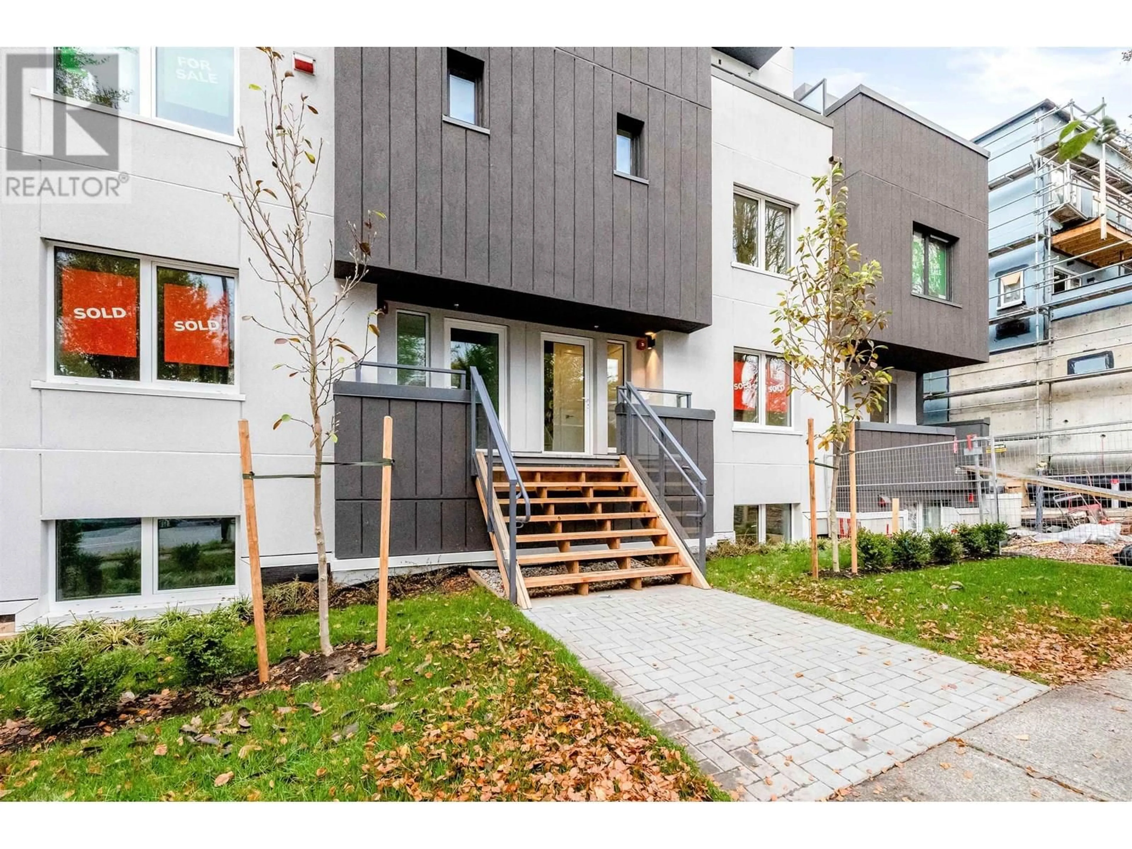 Home with brick exterior material, street for 1685 LAKEWOOD DRIVE, Vancouver British Columbia V5N1B6