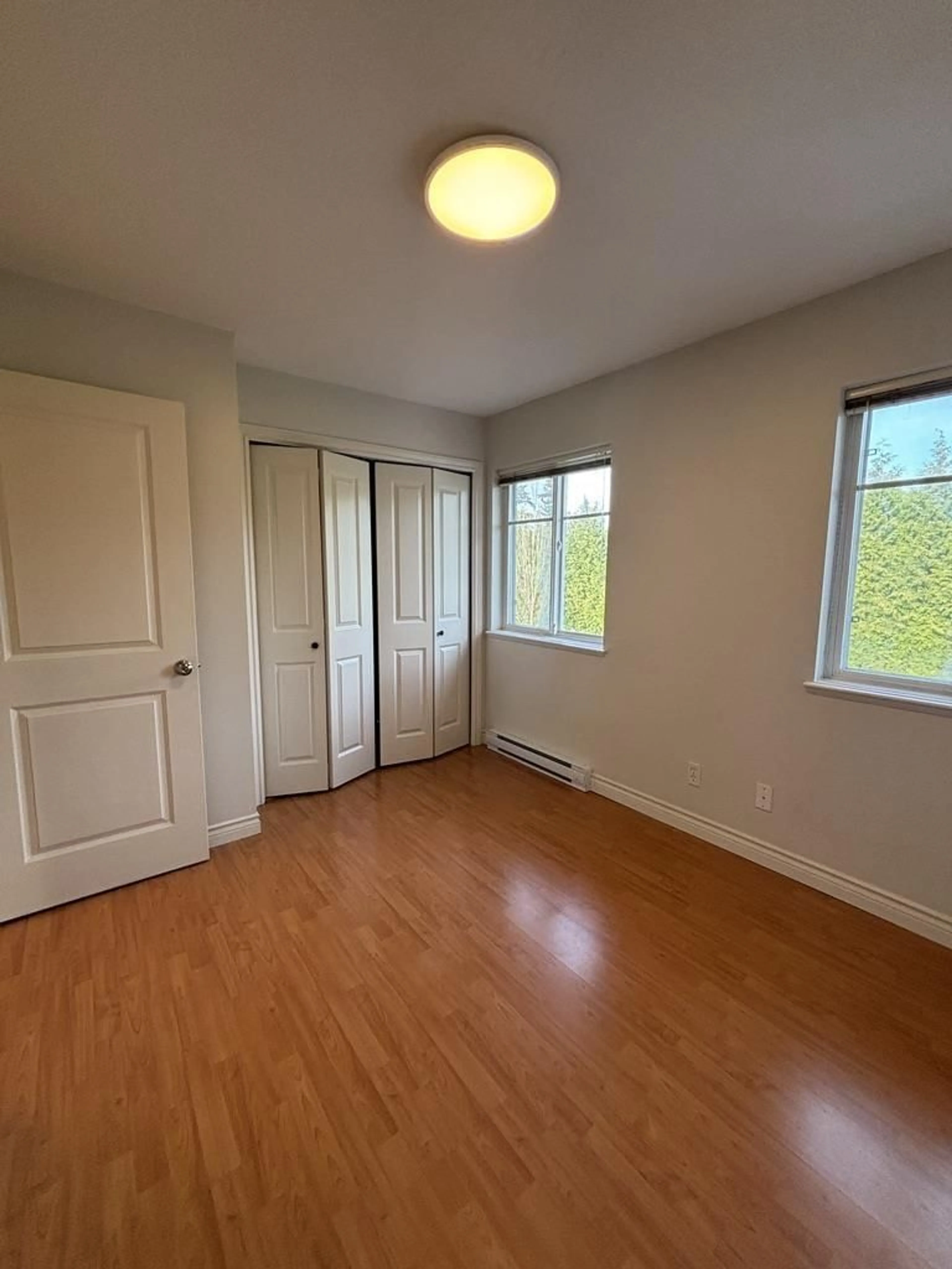 A pic of a room for 201 - 2828 152, Surrey British Columbia V4P1G6