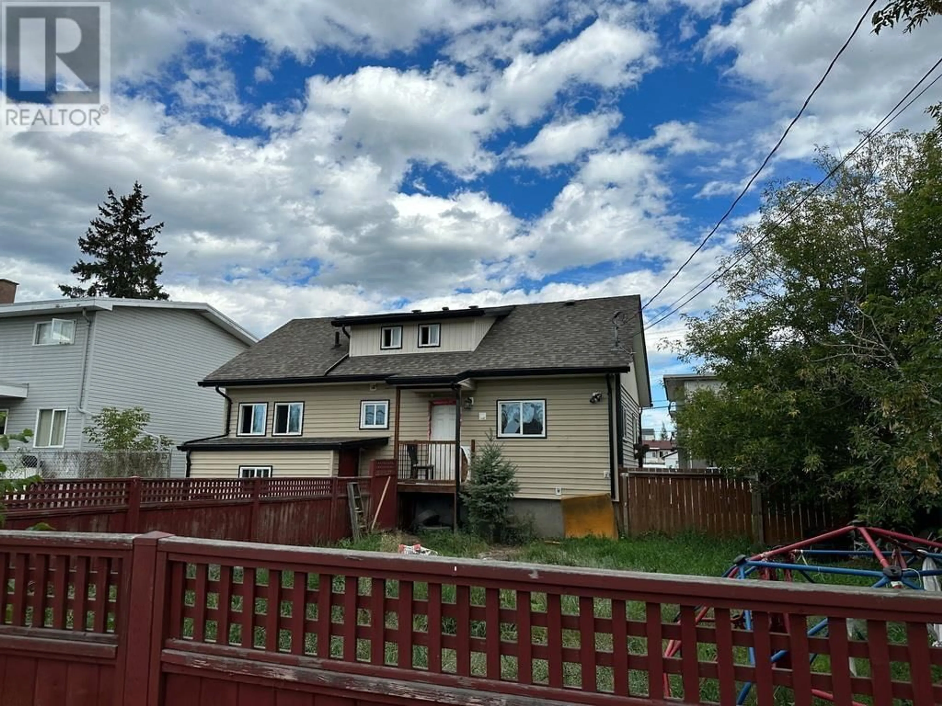 A pic from outside/outdoor area/front of a property/back of a property/a pic from drone, street for 1853 SPRUCE STREET, Prince George British Columbia V2L2R5