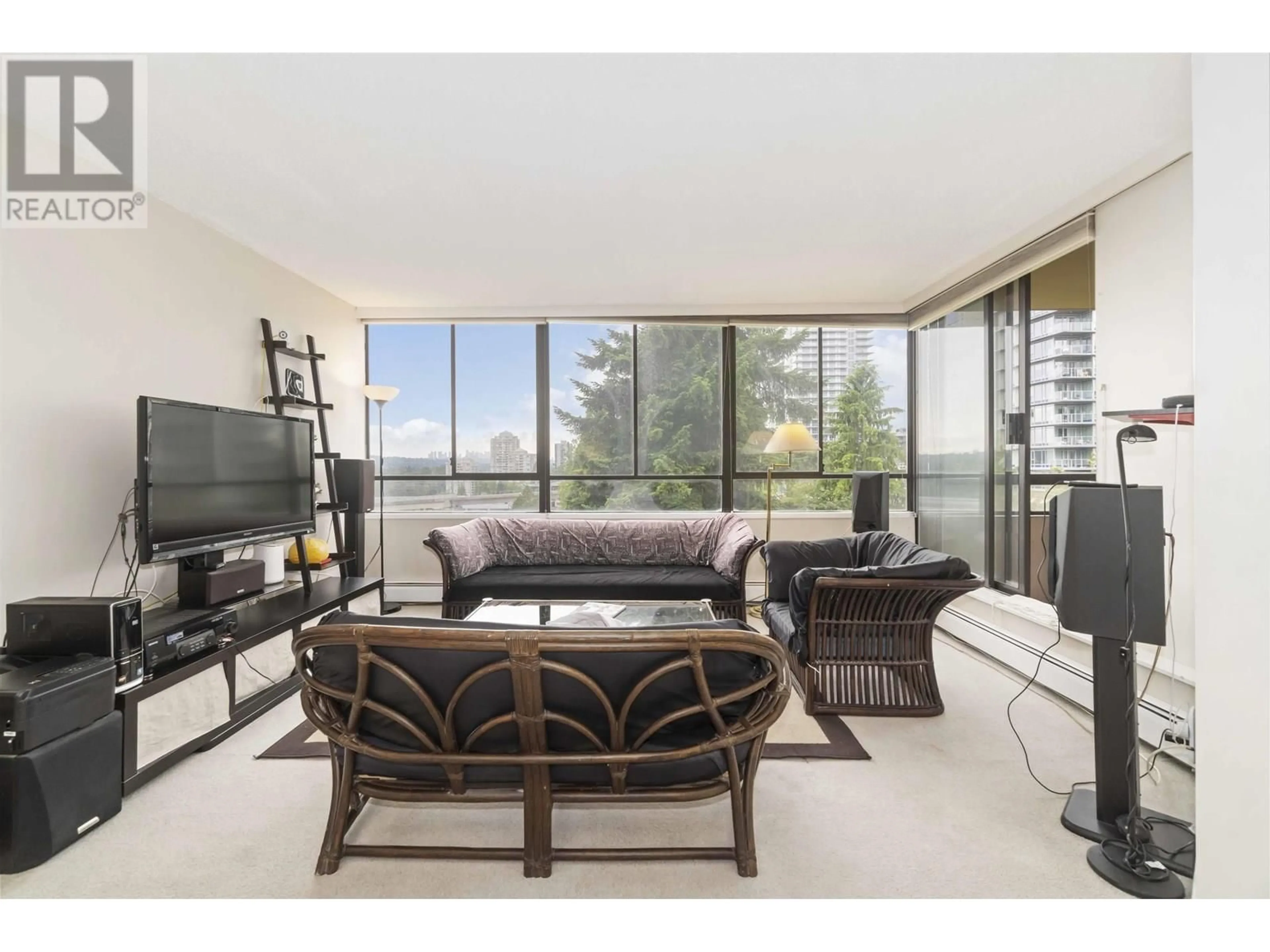 Living room with furniture, unknown for 503 - 460 WESTVIEW STREET, Coquitlam British Columbia V3K6C9