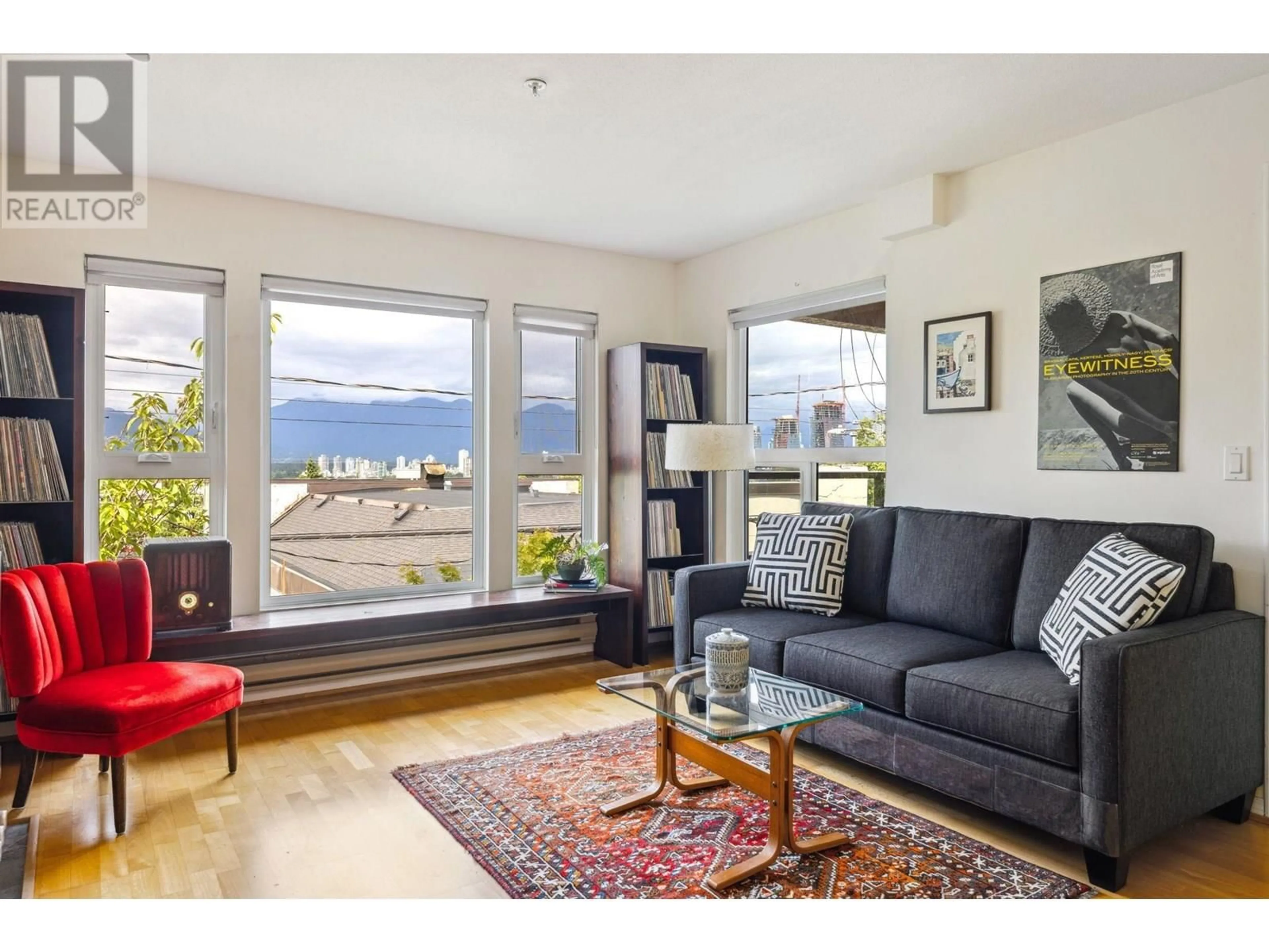 Living room with furniture, unknown for 304 - 2121 5TH AVENUE, Vancouver British Columbia V6K1S1