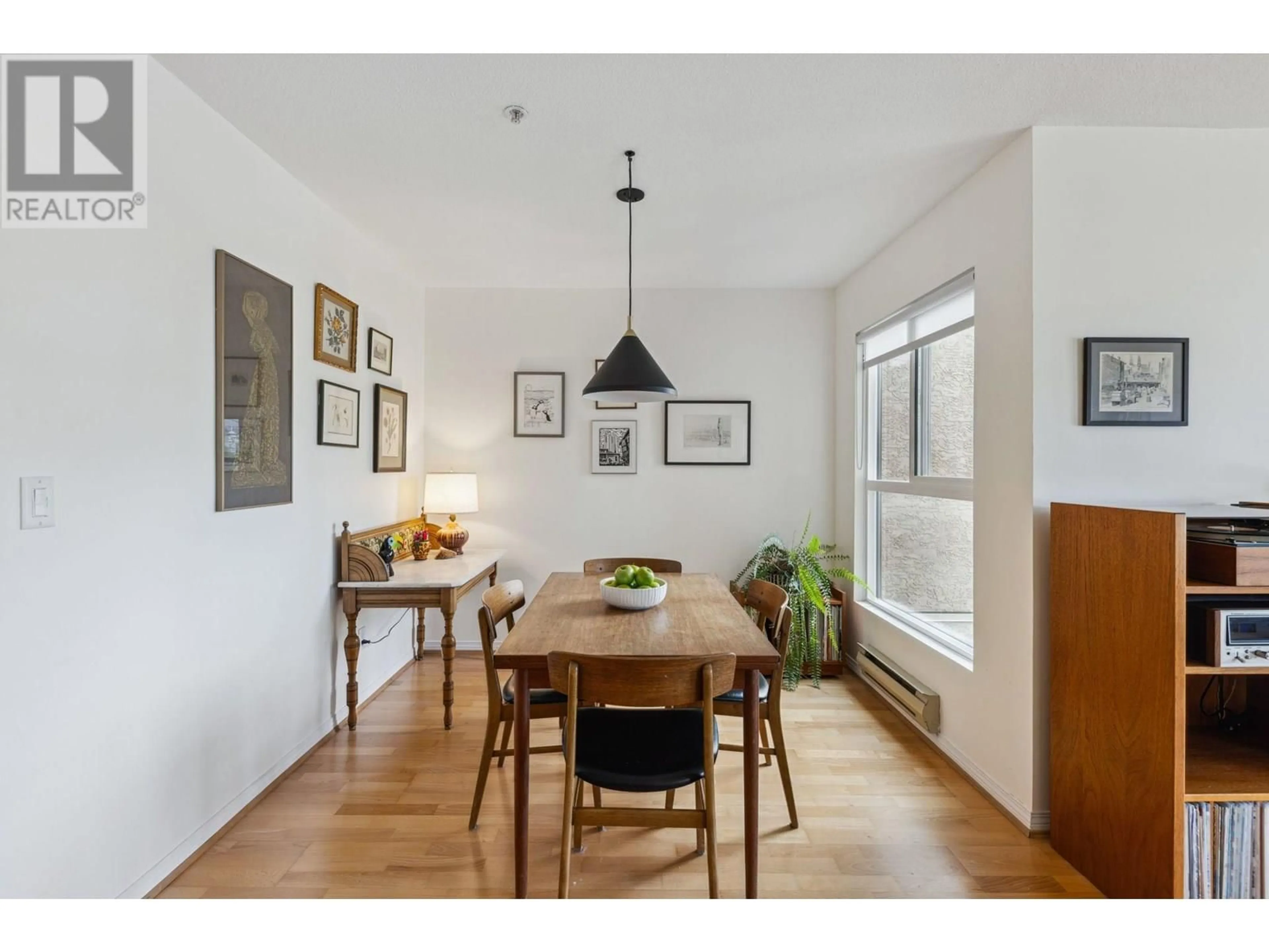 Dining room, wood/laminate floor for 304 - 2121 5TH AVENUE, Vancouver British Columbia V6K1S1