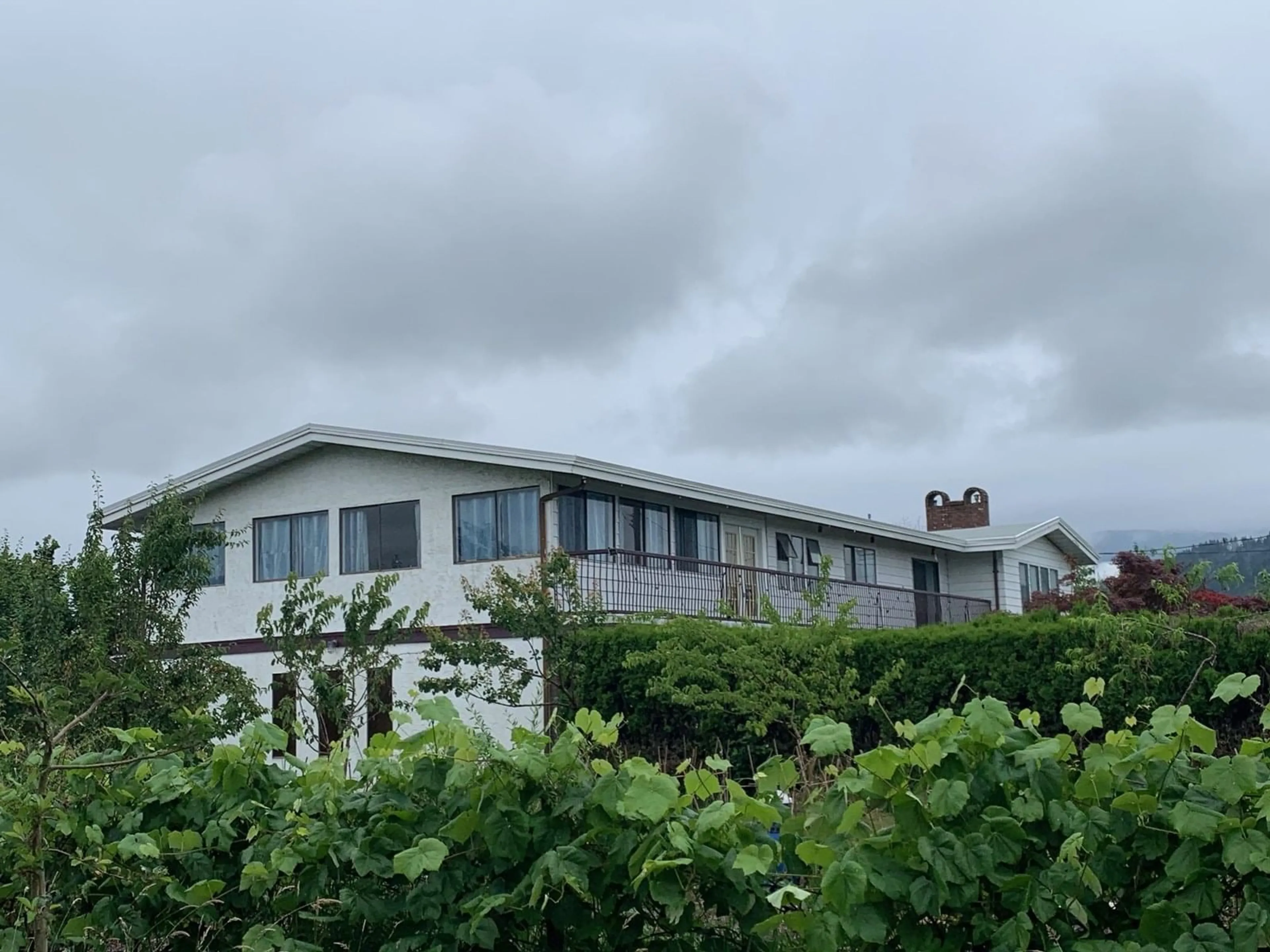 A pic from outside/outdoor area/front of a property/back of a property/a pic from drone, building for 6631 HOPEDALE ROAD, Chilliwack British Columbia V2R4L4
