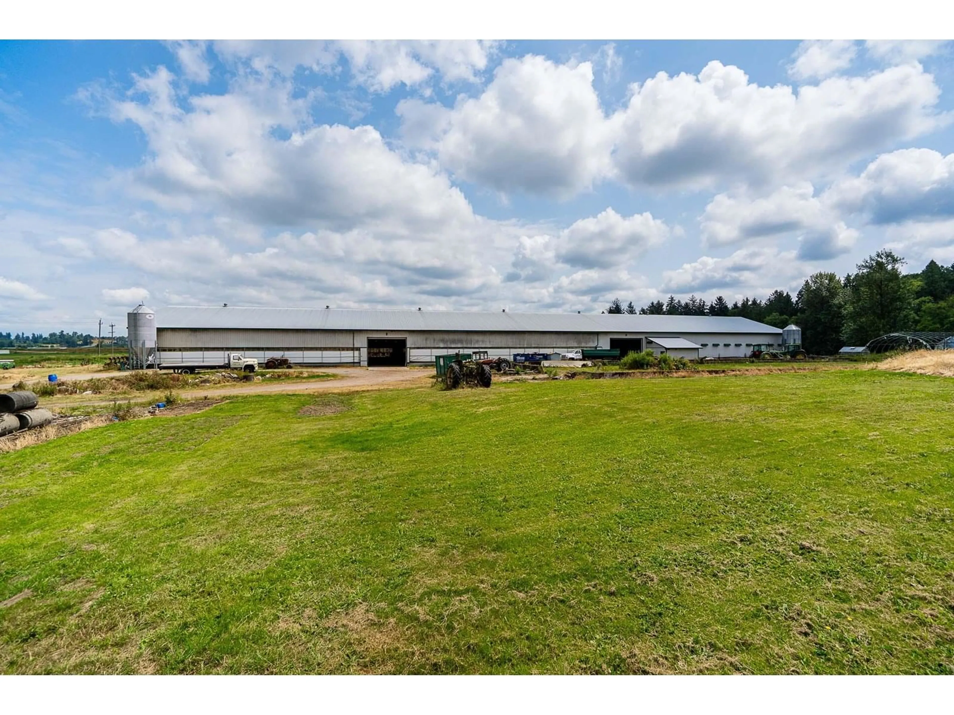 A pic from outside/outdoor area/front of a property/back of a property/a pic from drone, building for 5948 156, Surrey British Columbia V3S4N8