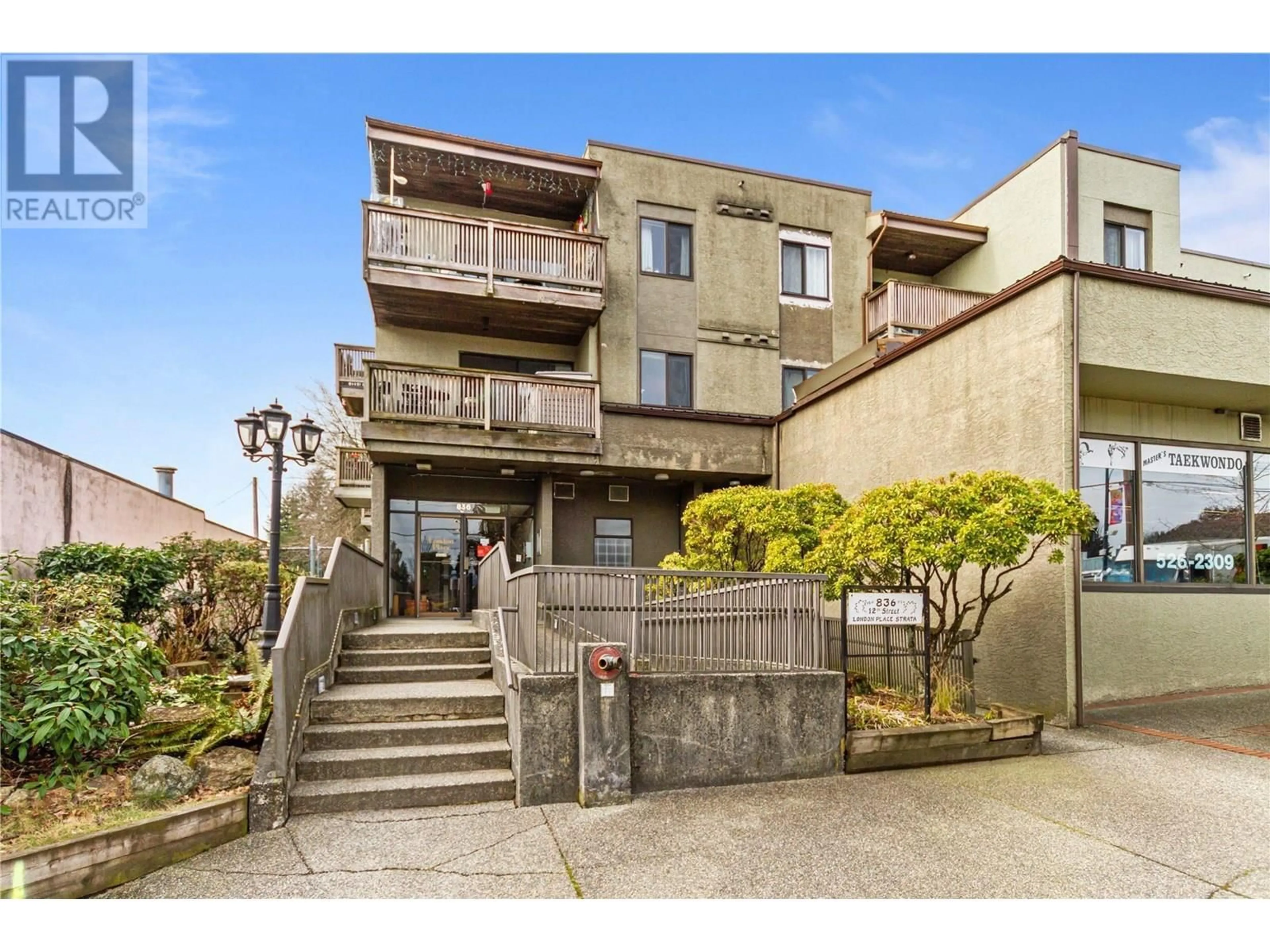 Unknown for 107 - 836 TWELFTH STREET, New Westminster British Columbia V3M4K3