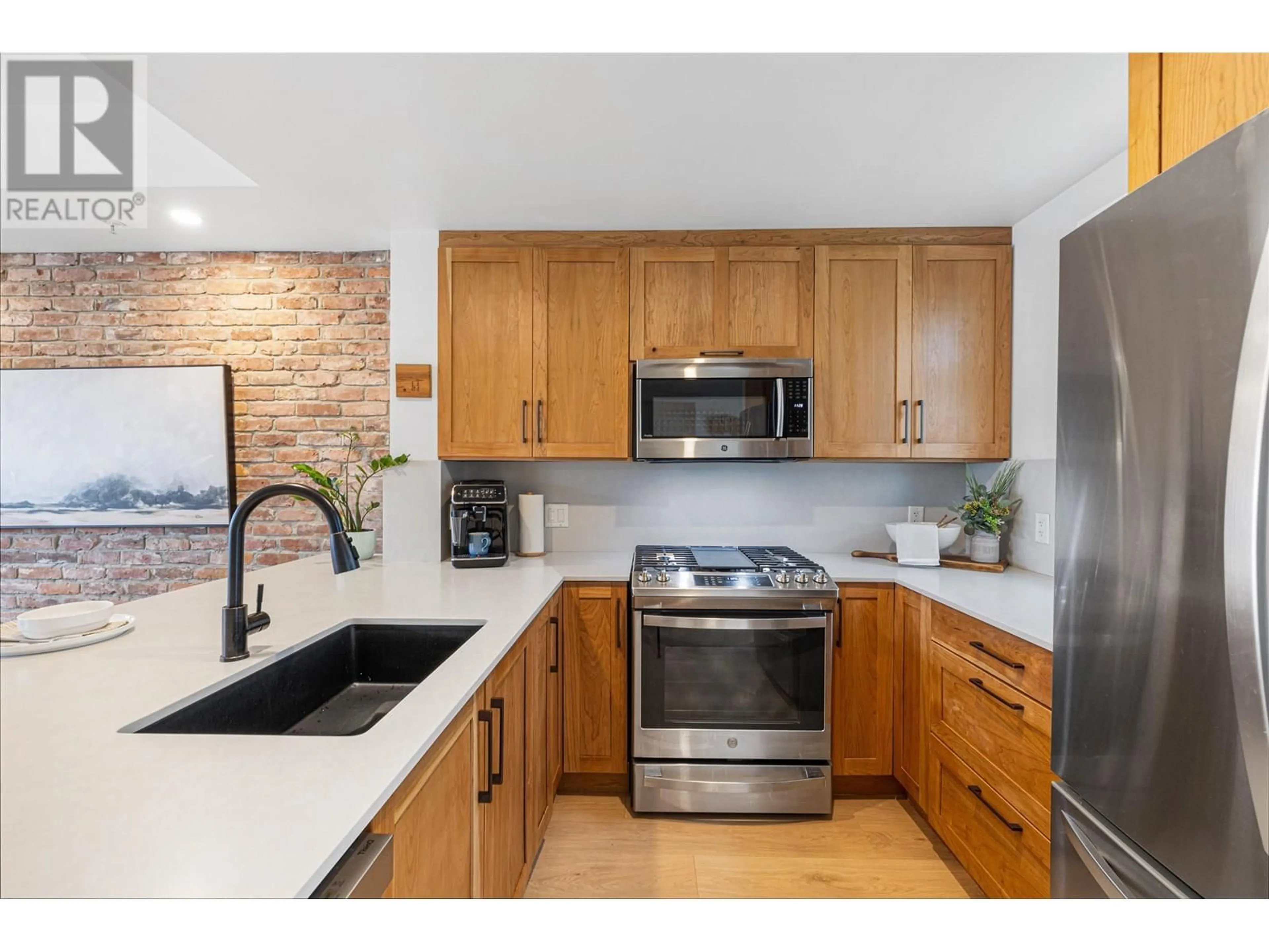 Unknown for 323 - 95 MOODY STREET, Port Moody British Columbia V3H0H2