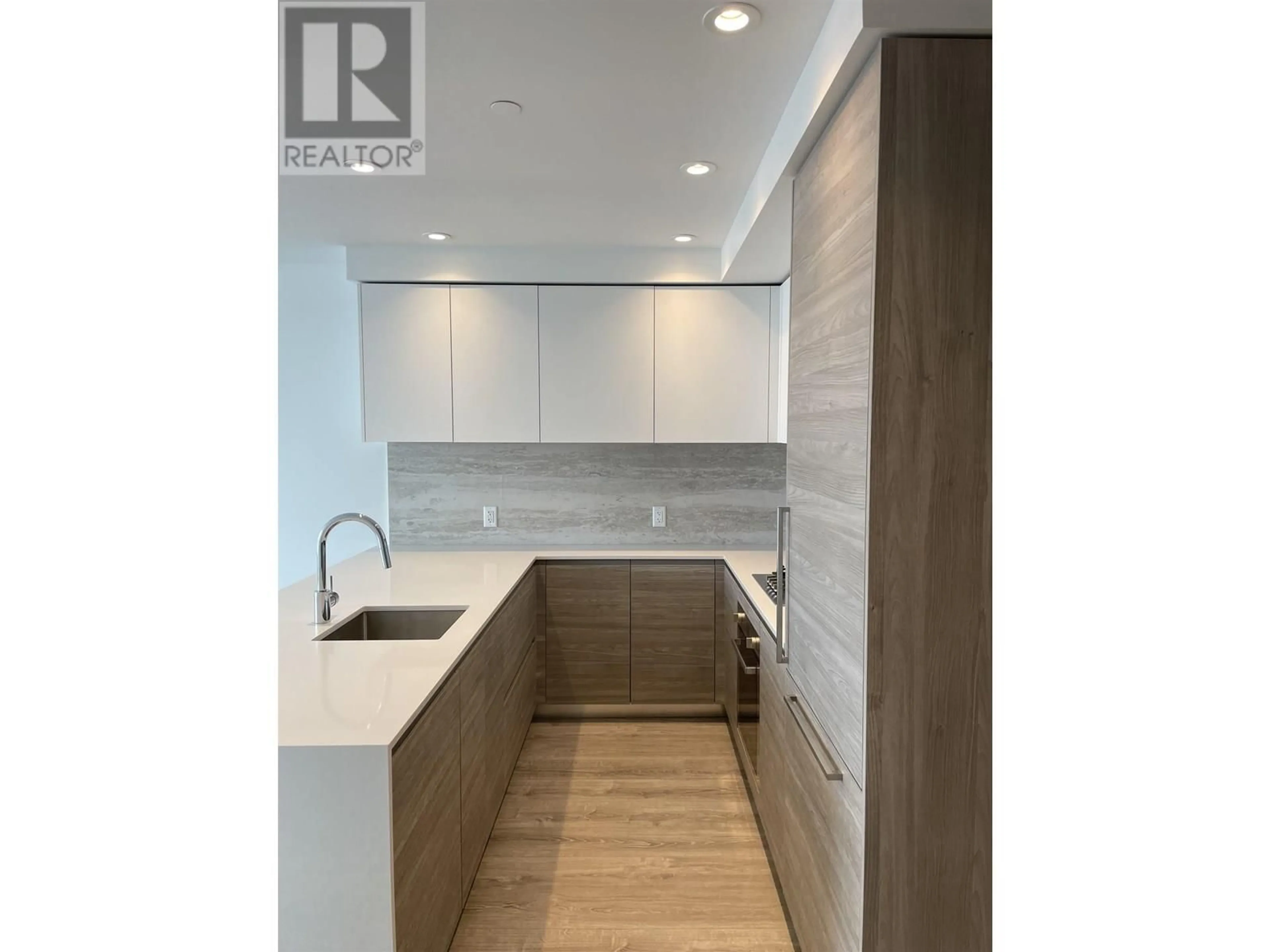 Open concept kitchen, unknown for 802 - 680 QUAYSIDE DRIVE, New Westminster British Columbia V3M0P2