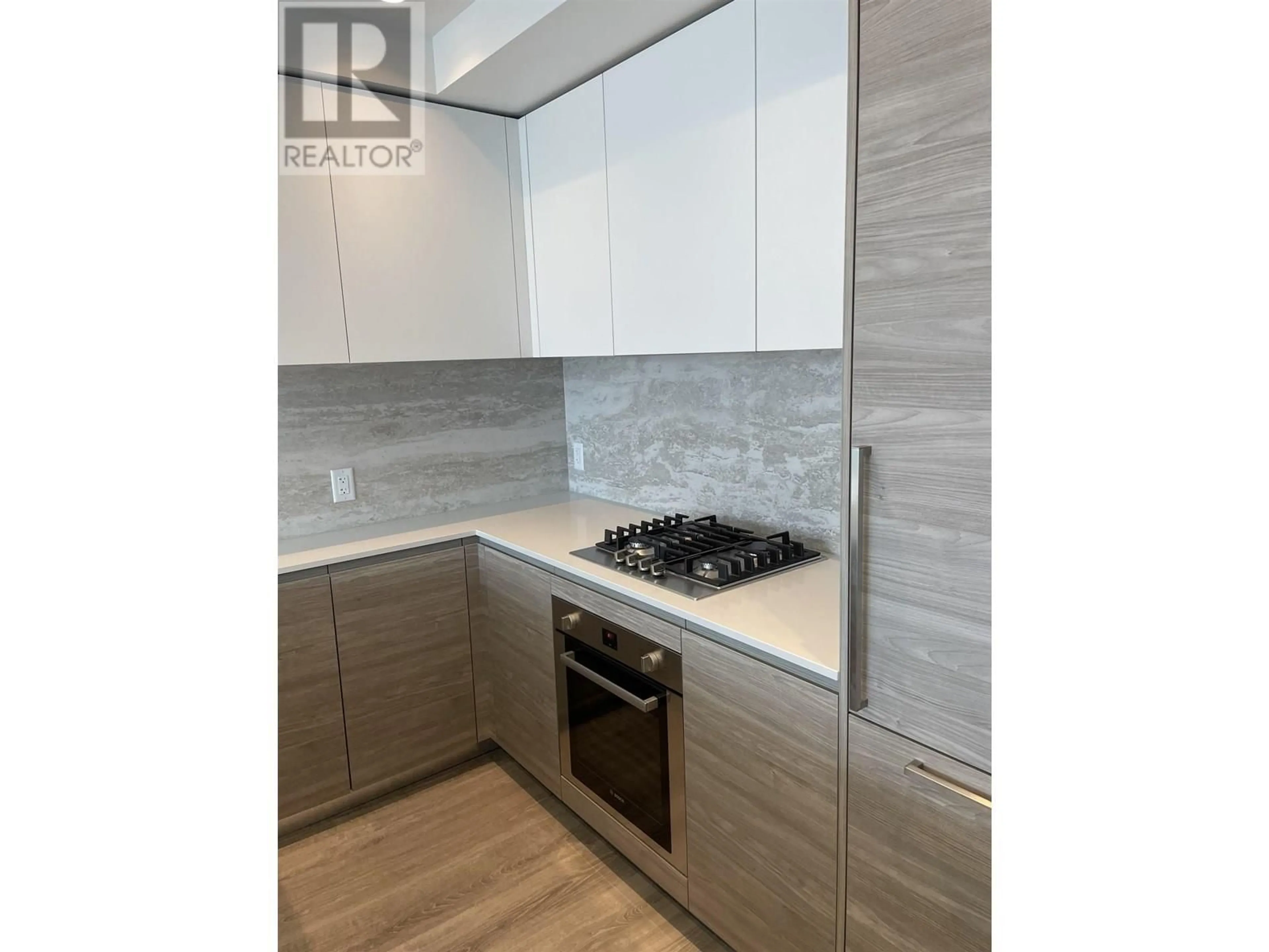 Standard kitchen, unknown for 802 - 680 QUAYSIDE DRIVE, New Westminster British Columbia V3M0P2