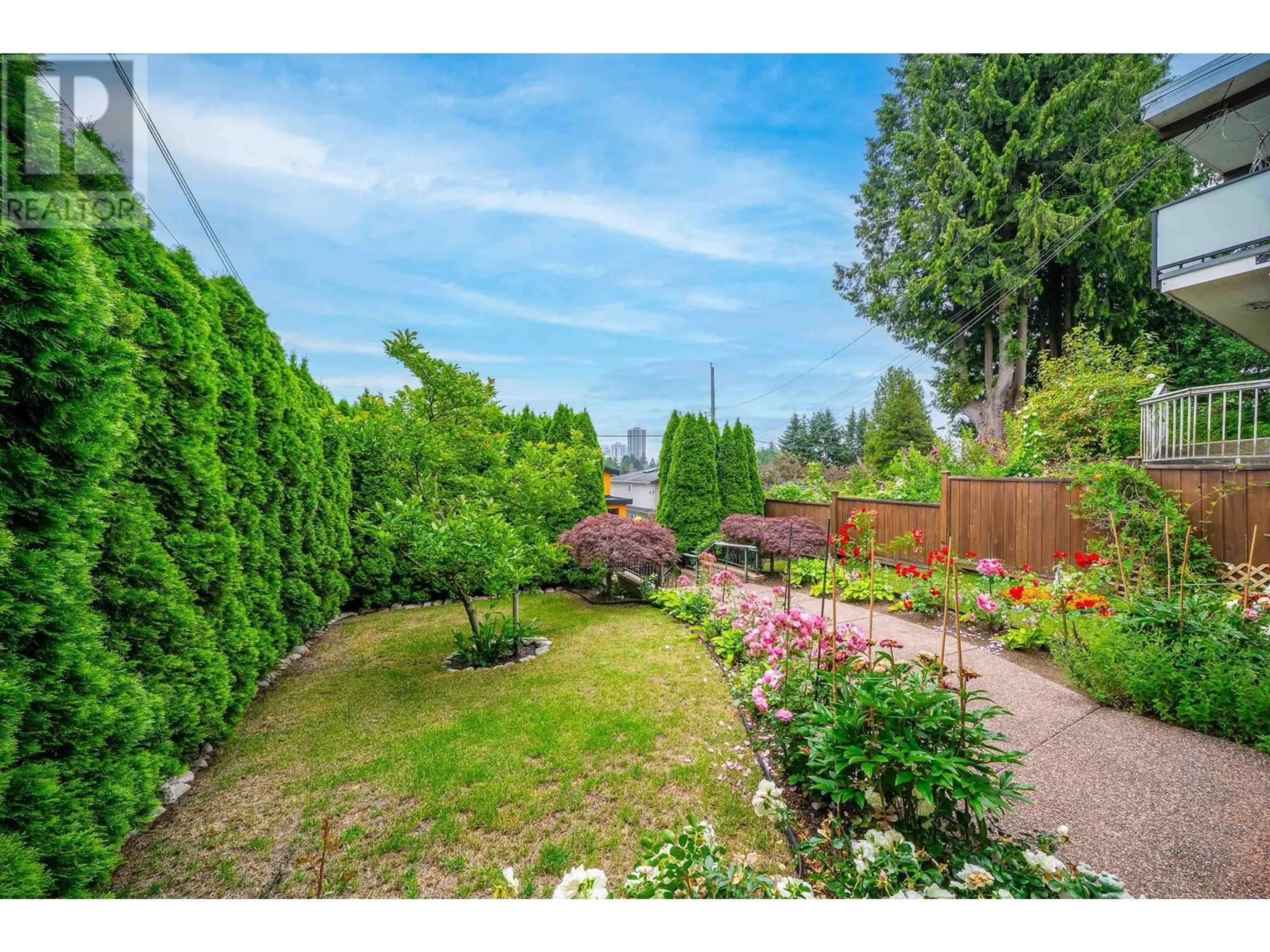 Patio, water/lake/river/ocean view for 8015 11TH AVENUE, Burnaby British Columbia V3N2N8