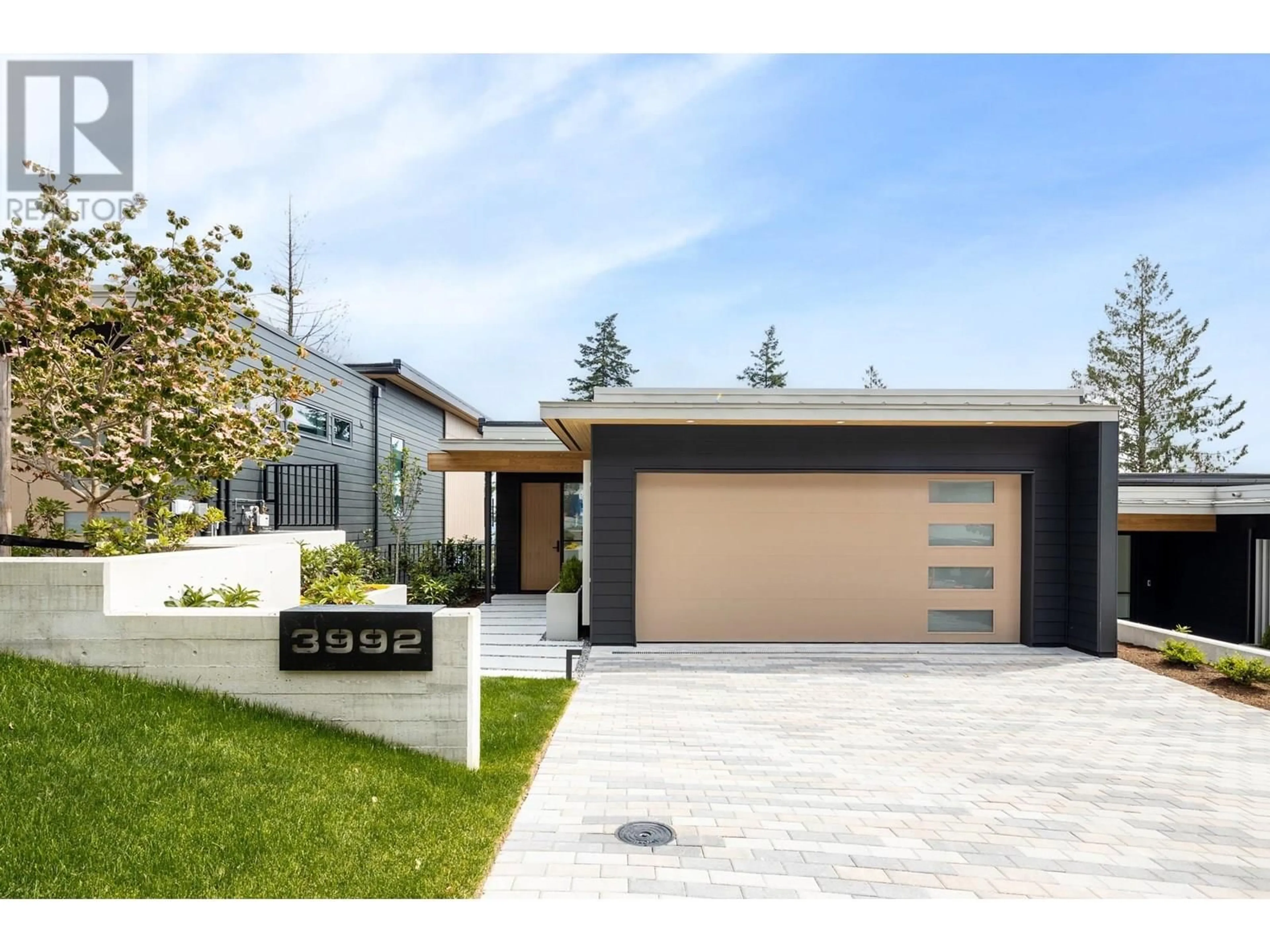 Unknown for 3992 UPLANDS WAY, West Vancouver British Columbia V7S0B9
