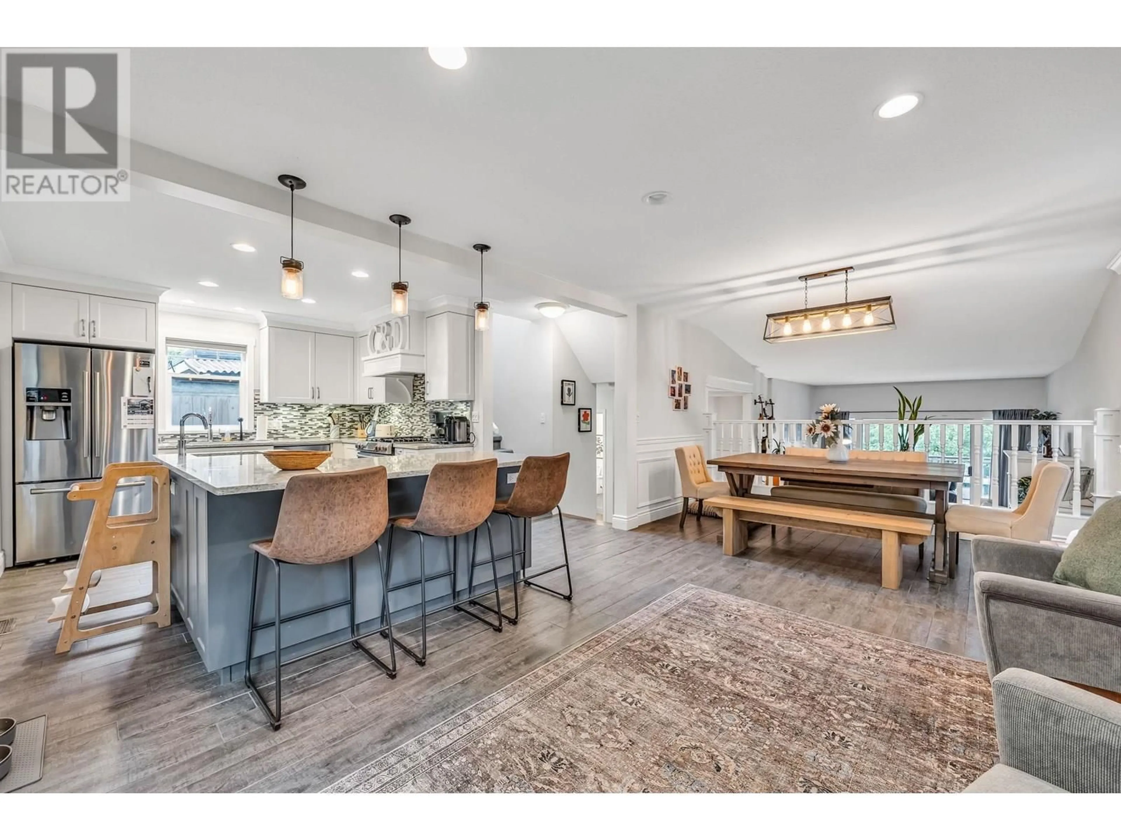 Open concept kitchen, ceramic/tile floor for 333 BLAIR AVENUE, New Westminster British Columbia V3L4A1