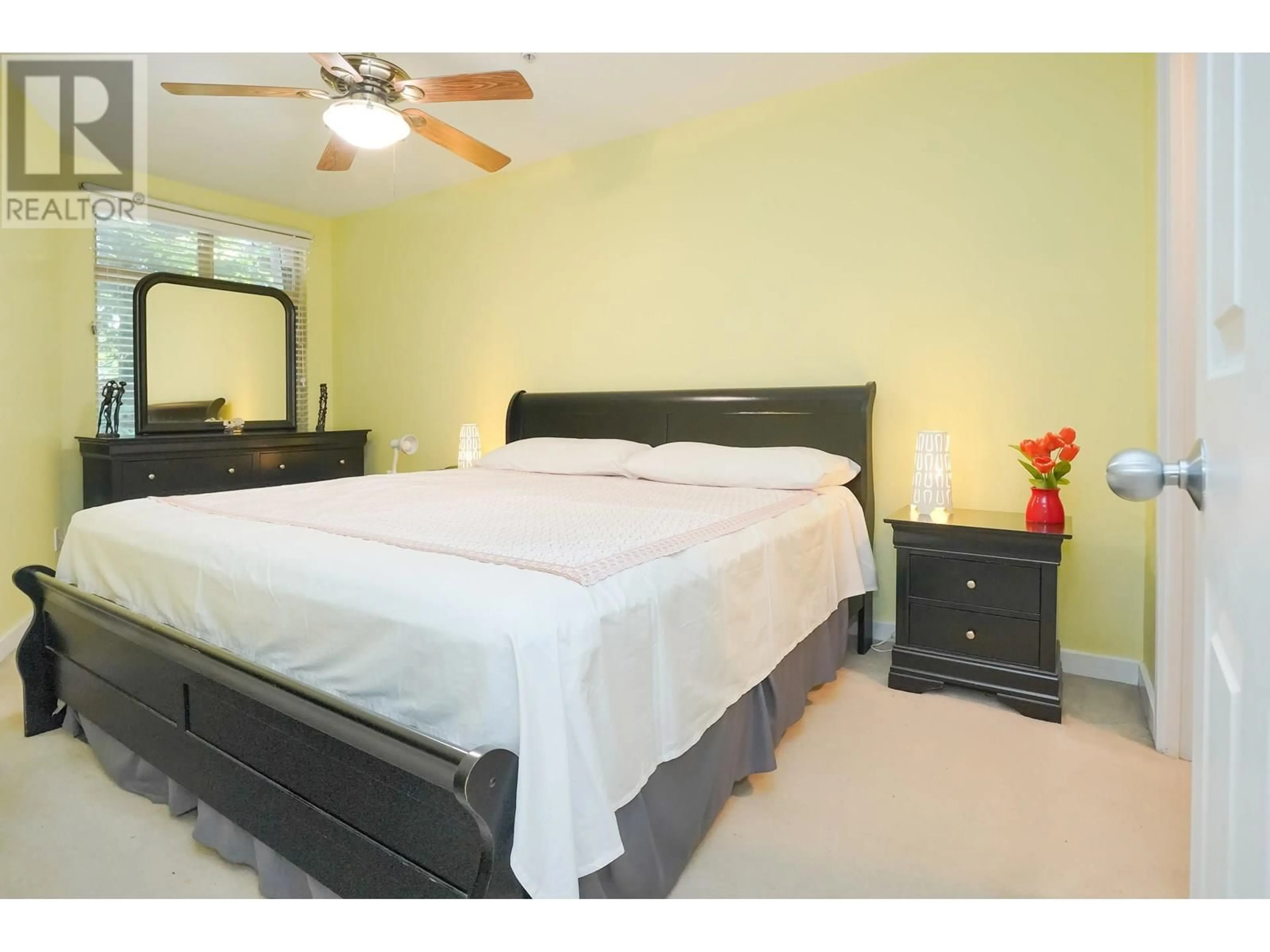 Bedroom with bed, unknown for 136 - 18 JACK MAHONY PLACE, New Westminster British Columbia V3L5V8