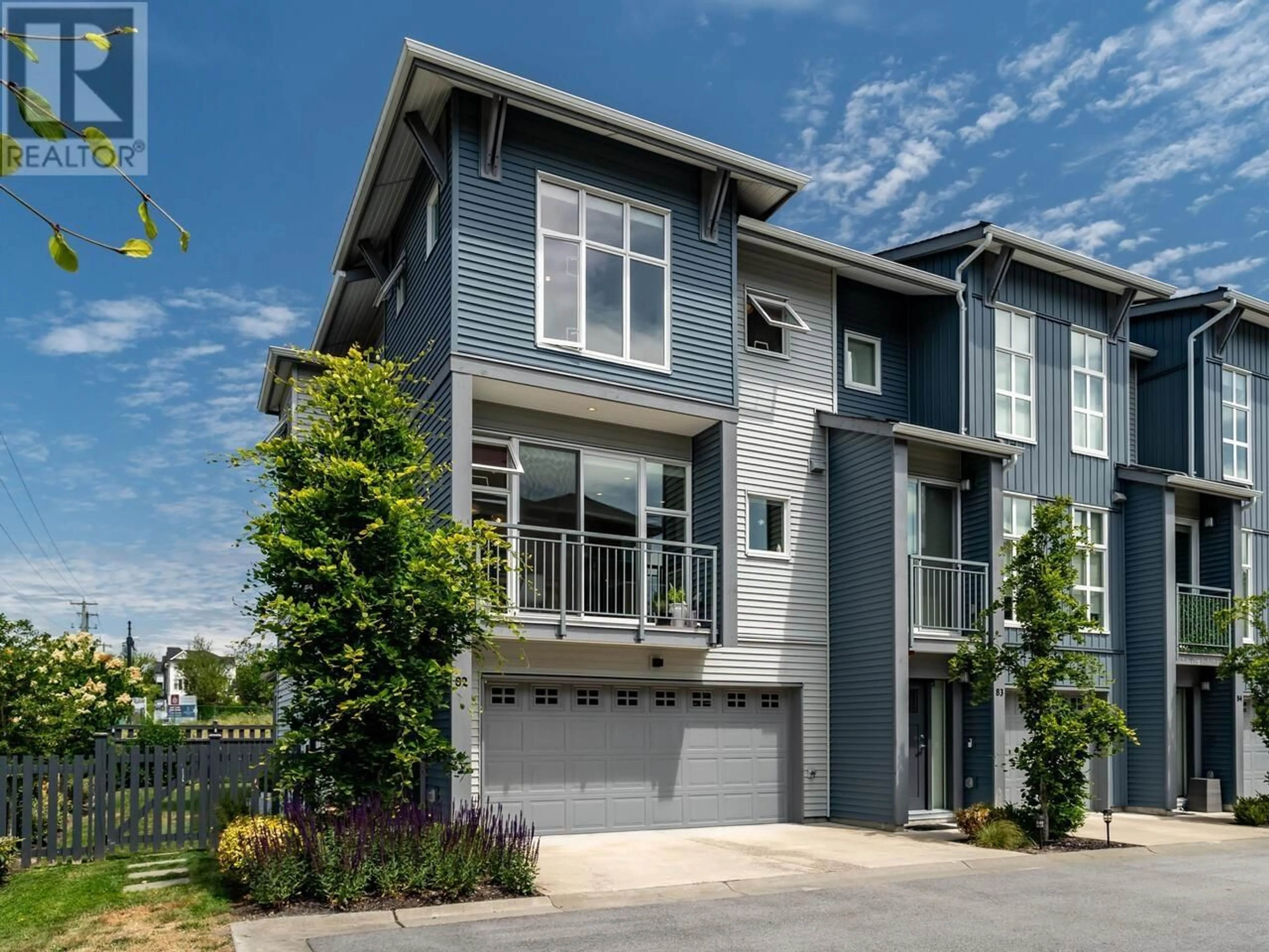 Home with vinyl exterior material, street for 82 - 24076 112 AVENUE, Maple Ridge British Columbia V2W0K2