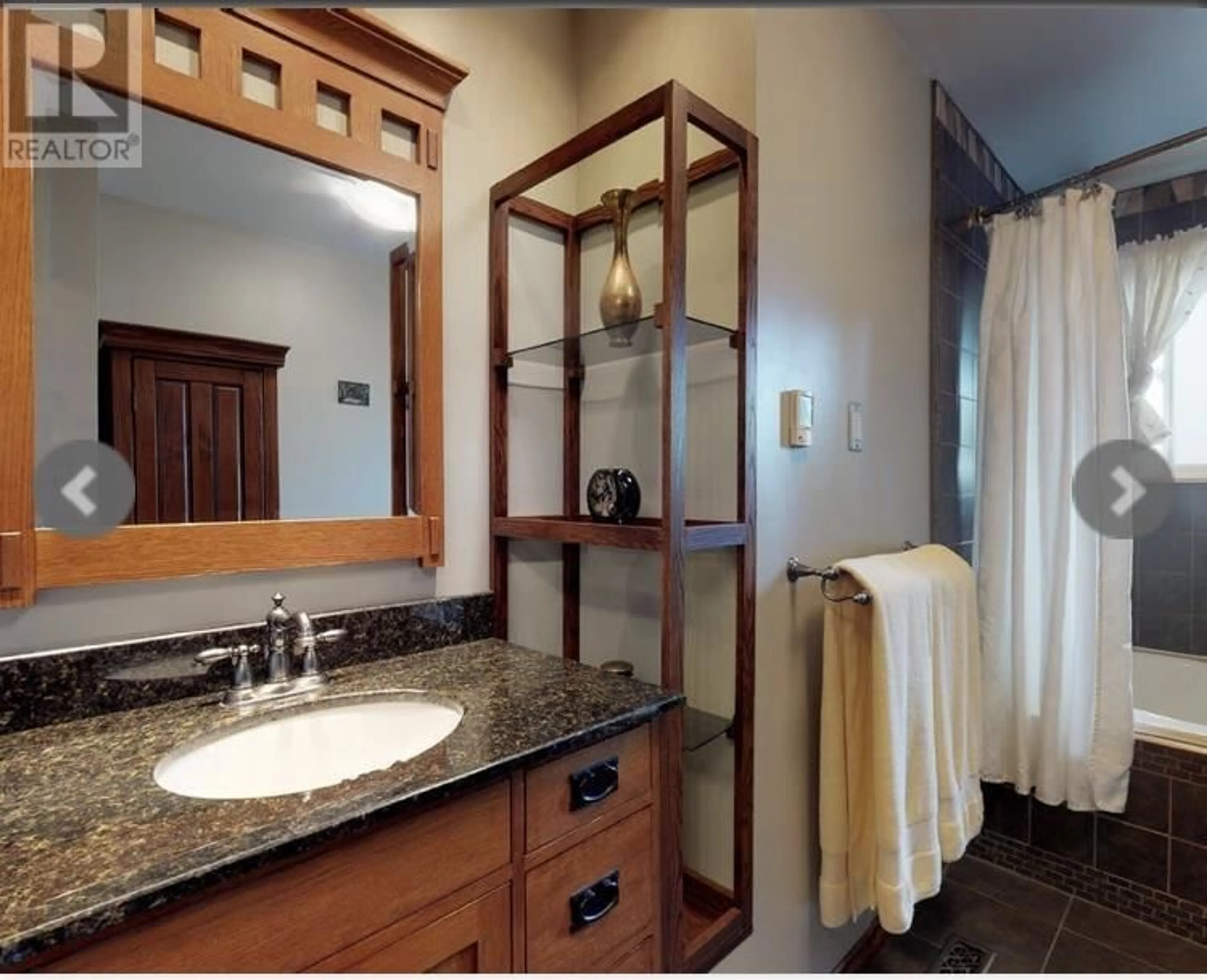 Standard bathroom, ceramic/tile floor for 9007 103A AVENUE, Fort St. John British Columbia V1J2J4