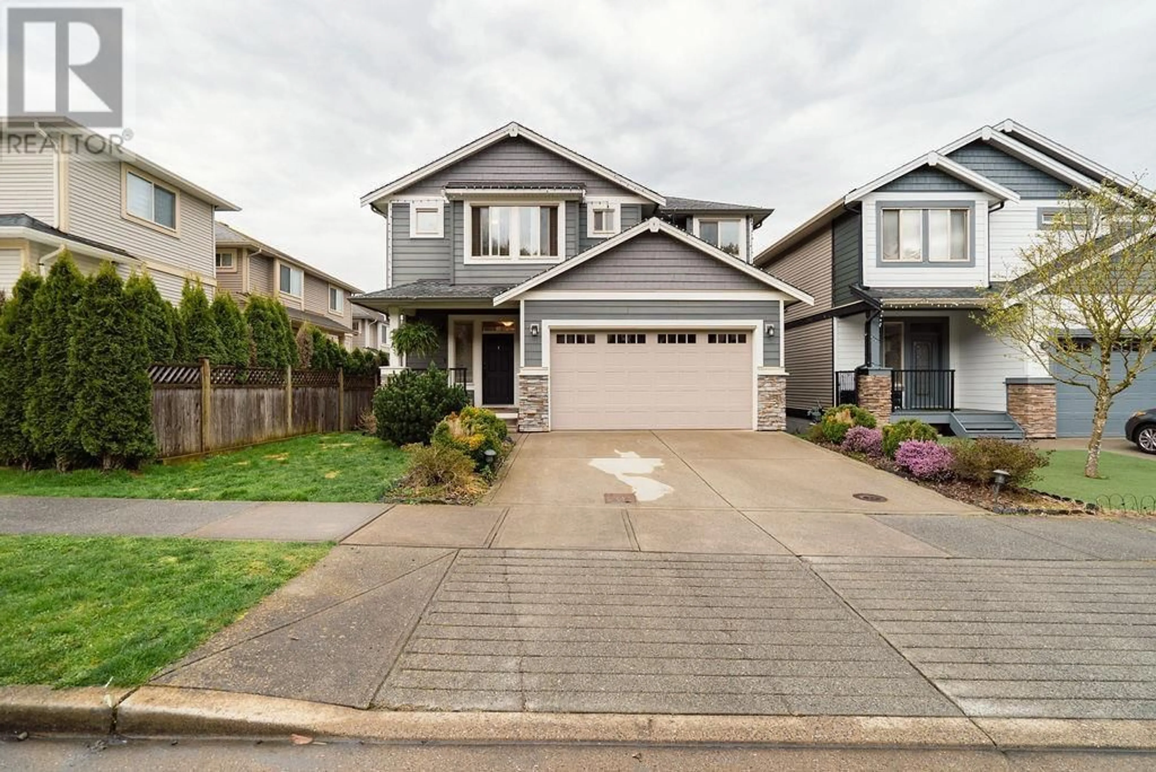 Home with vinyl exterior material, street for 10543 248 STREET, Maple Ridge British Columbia V2W0G2