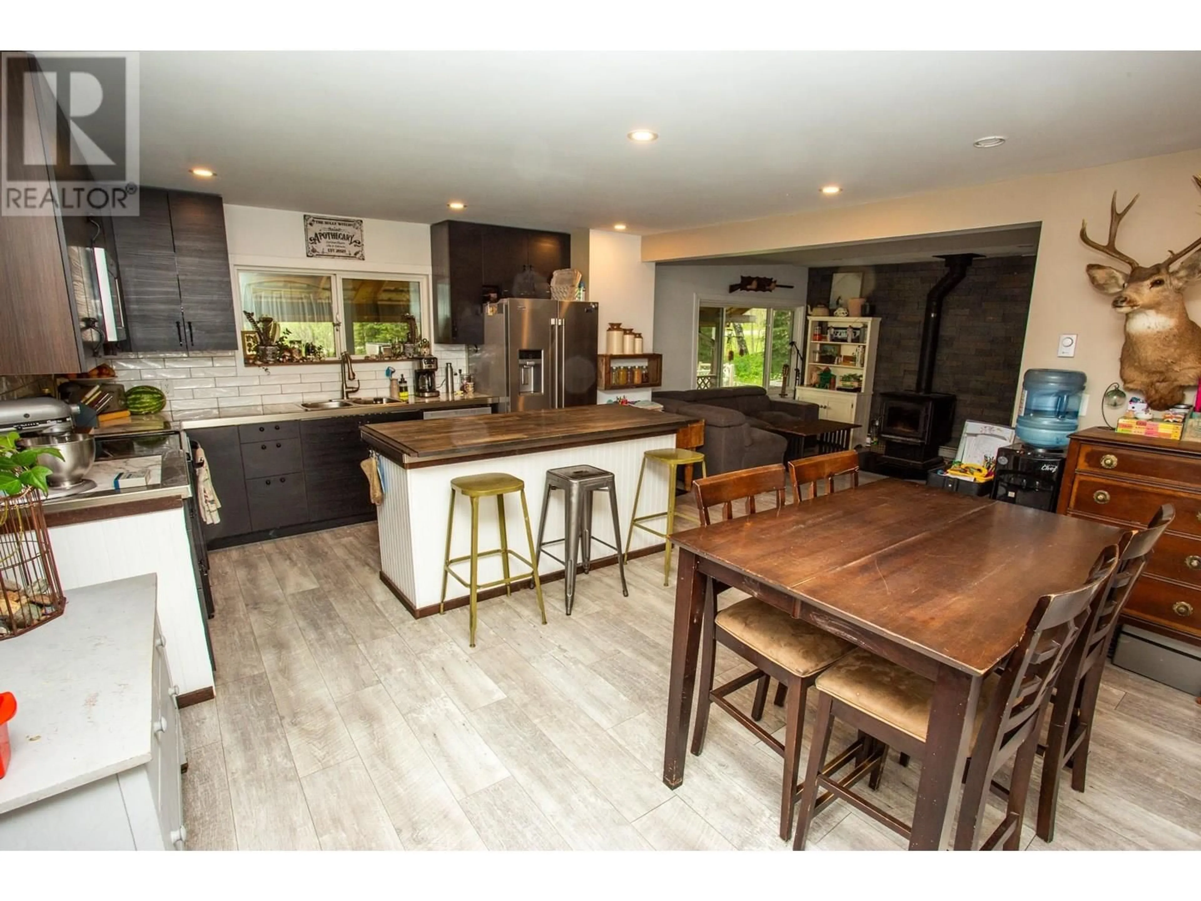 Open concept kitchen, unknown for 5760 MCLEOD ROAD, Prince George British Columbia V2K5X2