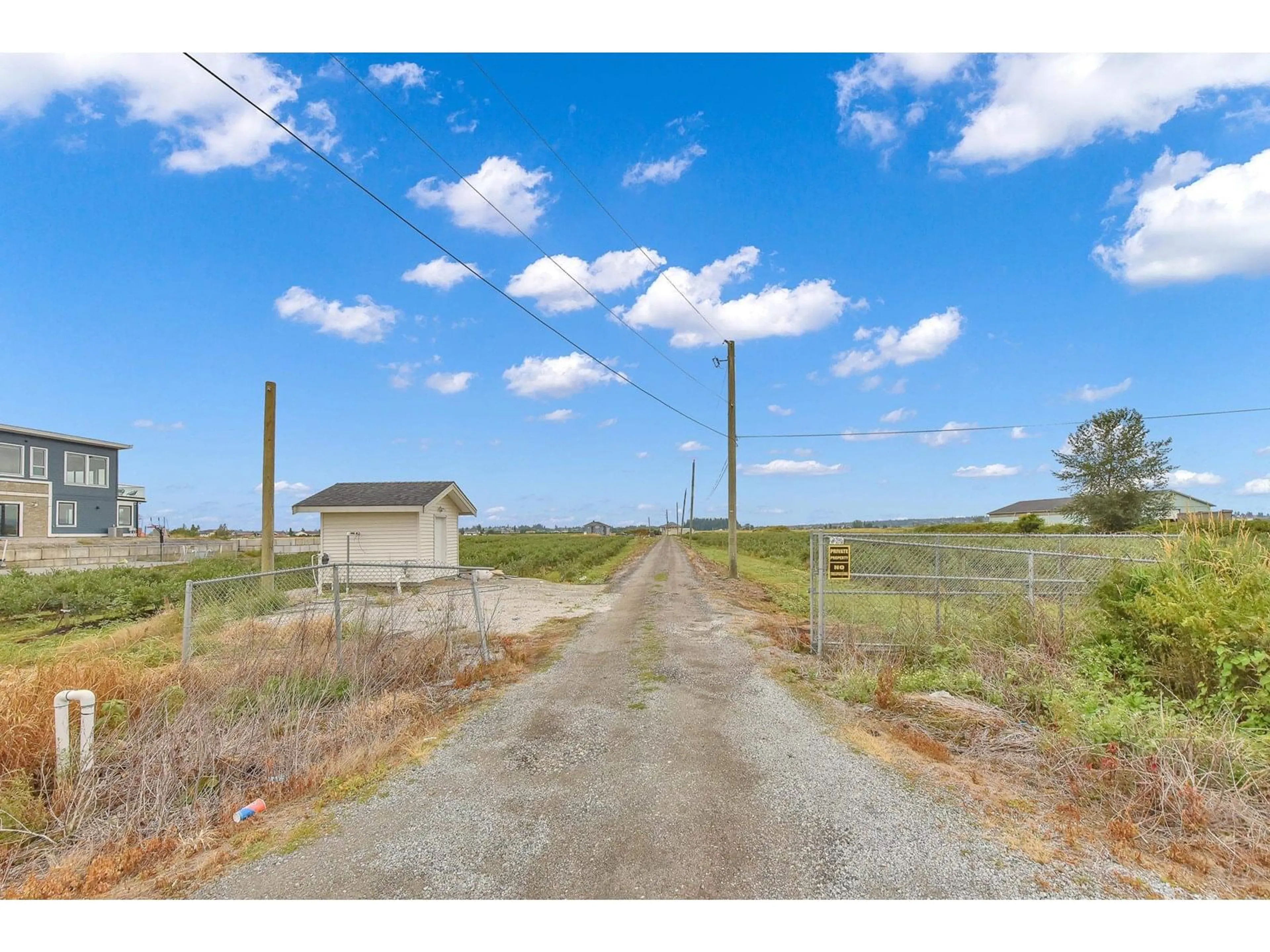 A pic from outside/outdoor area/front of a property/back of a property/a pic from drone, street for 17027 40, Surrey British Columbia V3S0L5