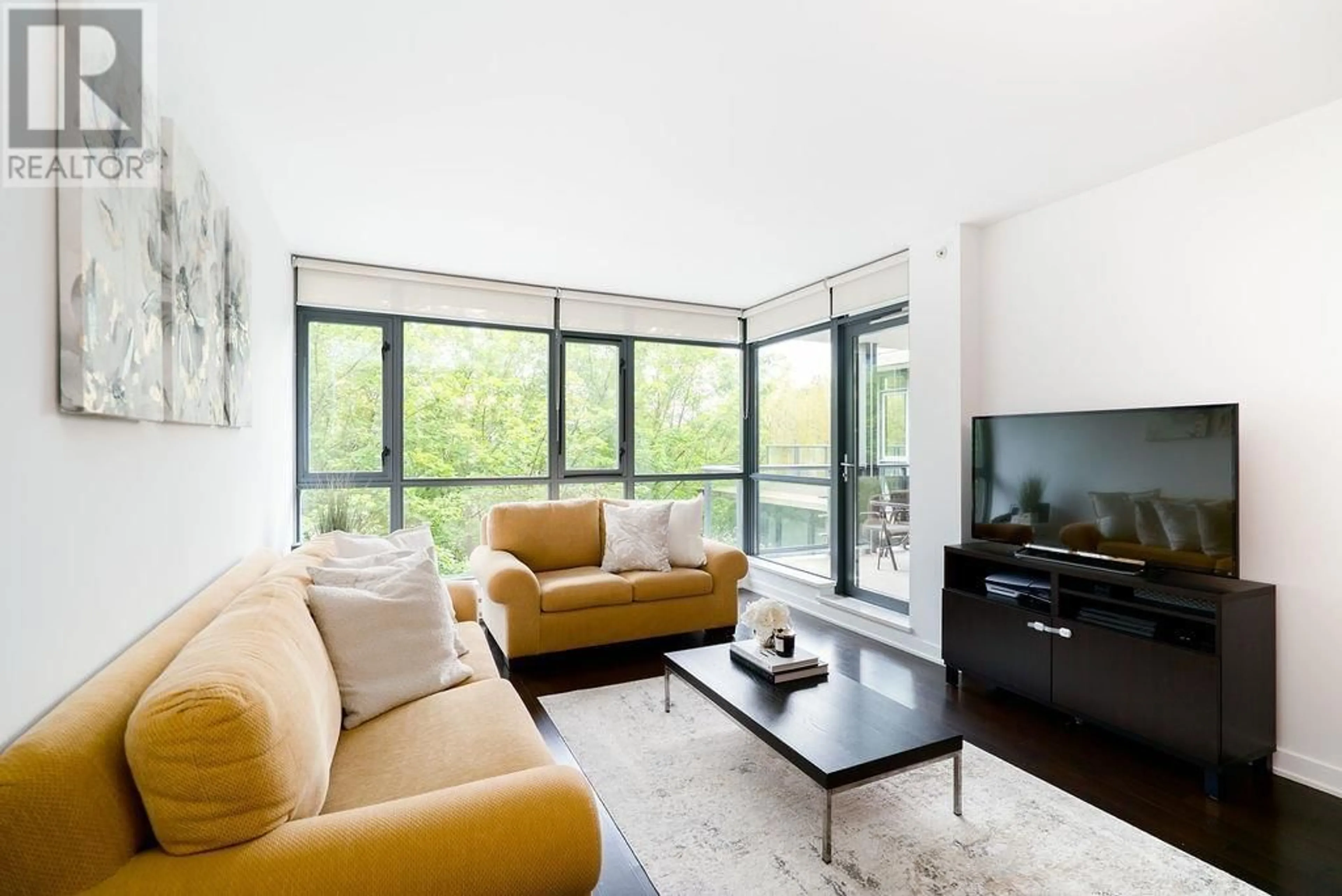 Living room with furniture, unknown for 403 - 750 12TH AVENUE, Vancouver British Columbia V5Z0A3