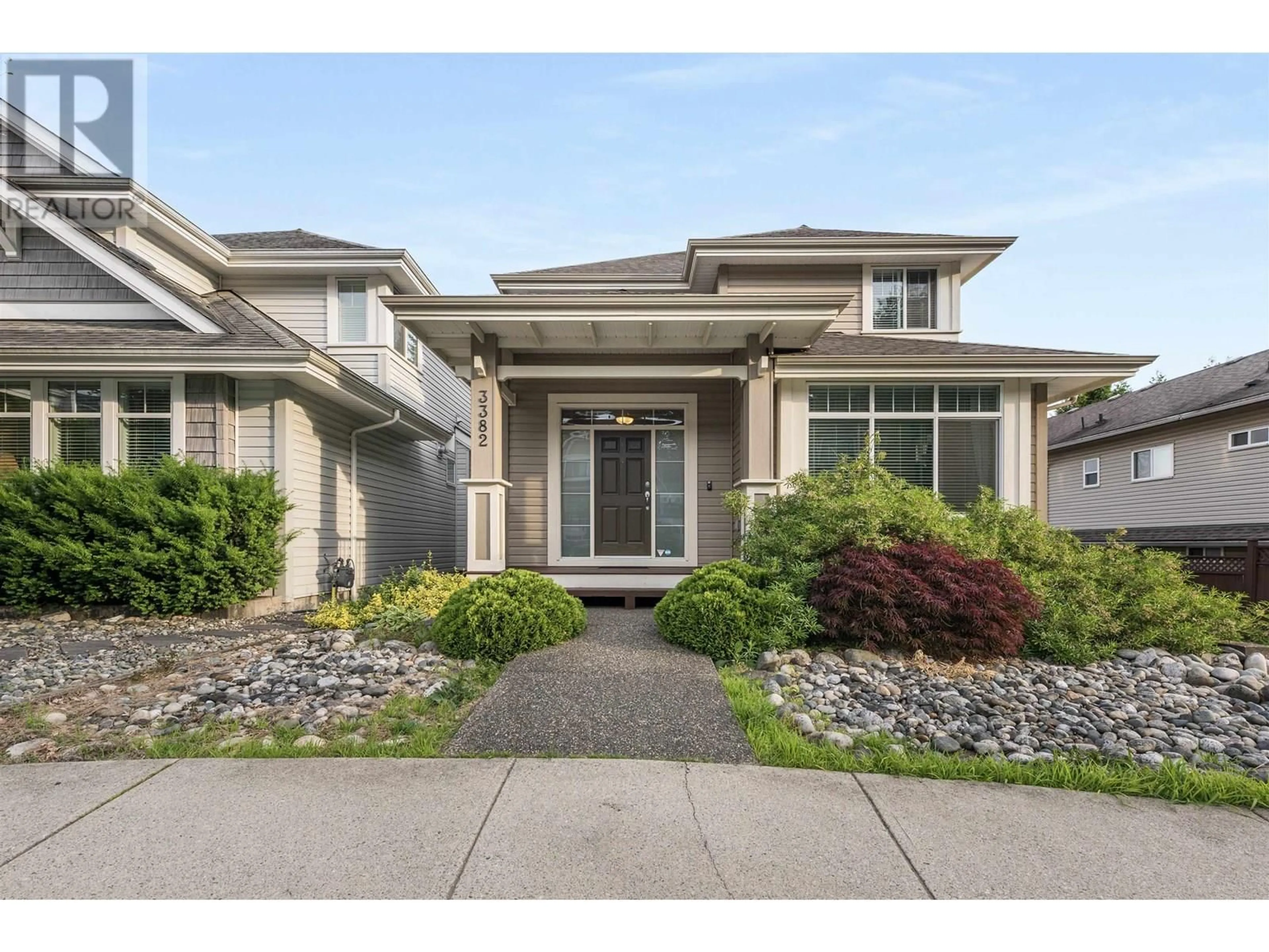 Home with vinyl exterior material, street for 3382 DARWIN AVENUE, Coquitlam British Columbia V3B0C9