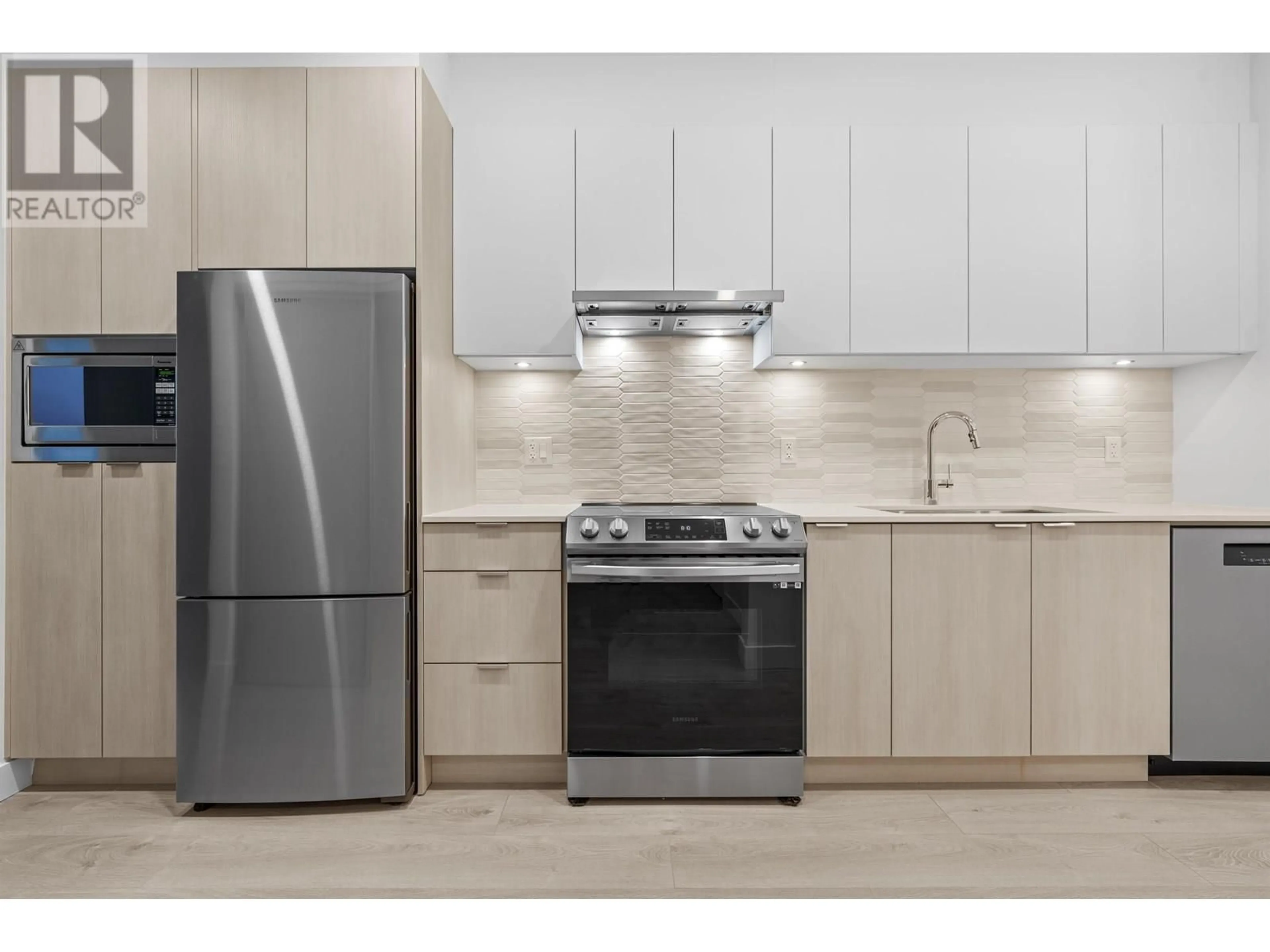 Standard kitchen, unknown for 410 - 2499 RABBIT DRIVE, Tsawwassen British Columbia V4M0G4