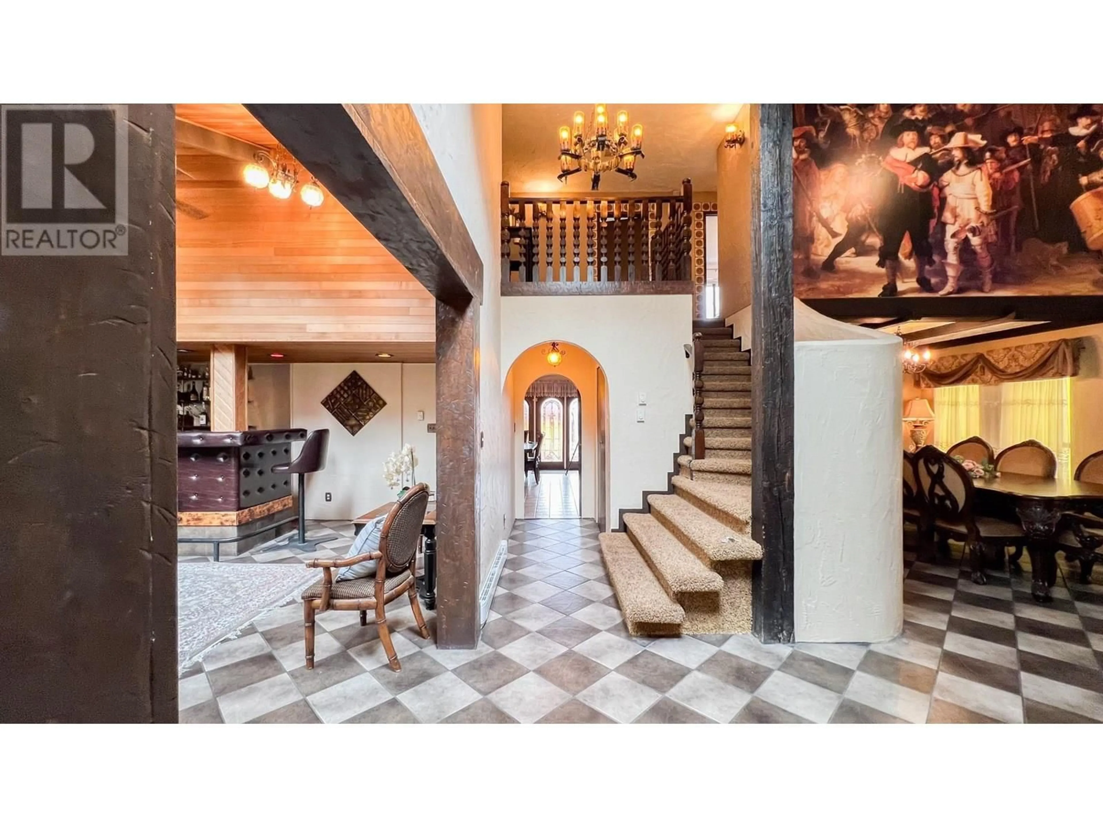 Indoor foyer for 1278 ORIOLE PLACE, Port Coquitlam British Columbia V3B5K5