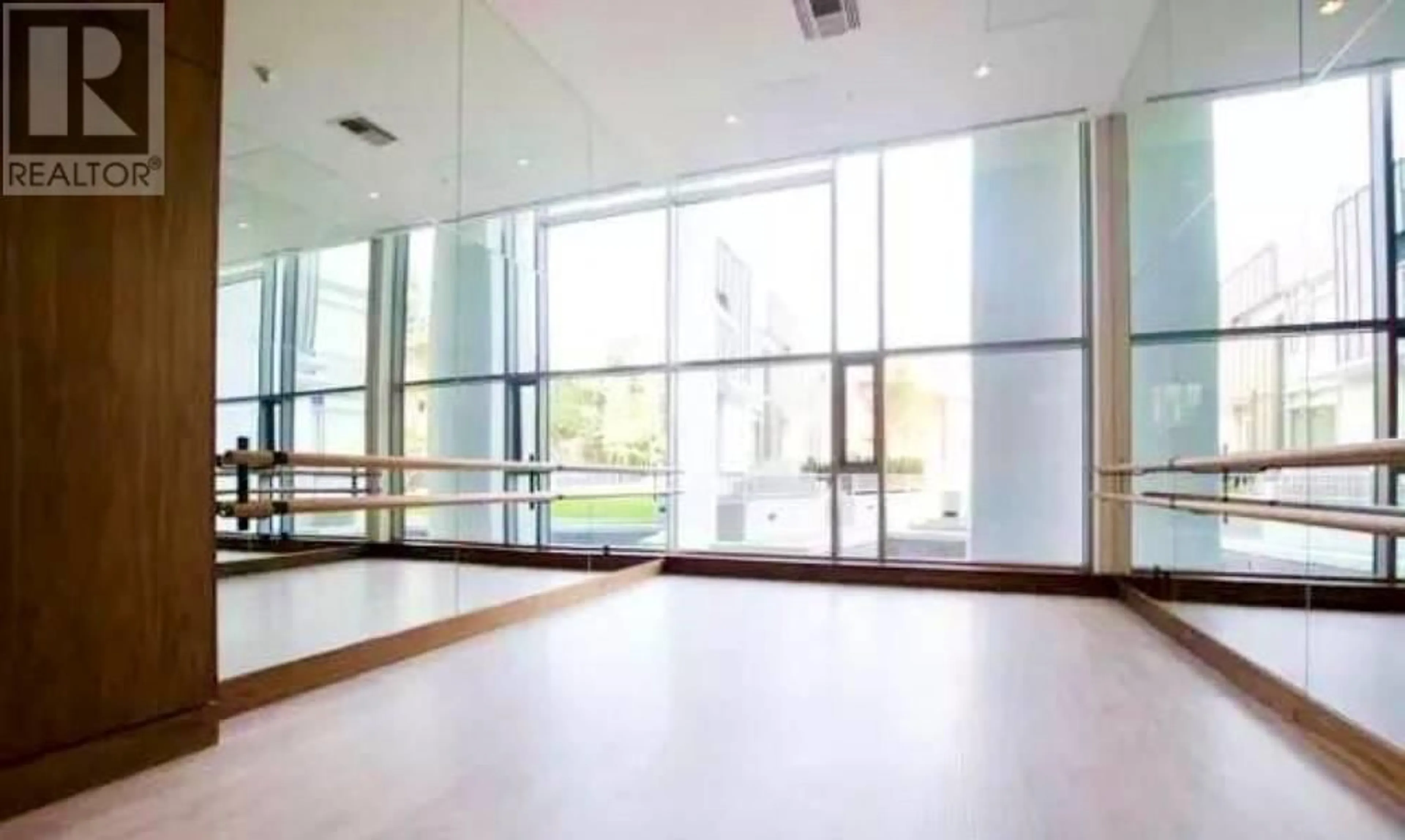 Indoor foyer for 2806 - 6538 NELSON AVENUE, Burnaby British Columbia V5H0G5