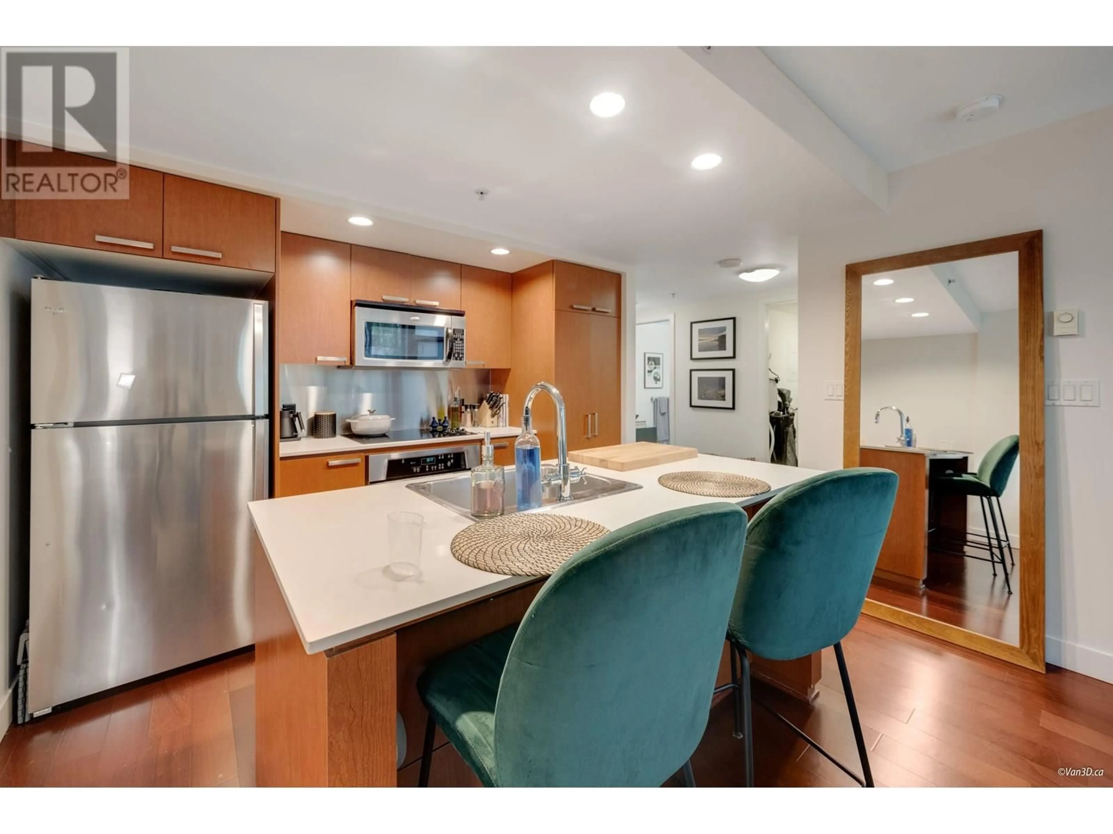 Open concept kitchen, unknown for 302 - 1255 SEYMOUR STREET, Vancouver British Columbia V6B3N6