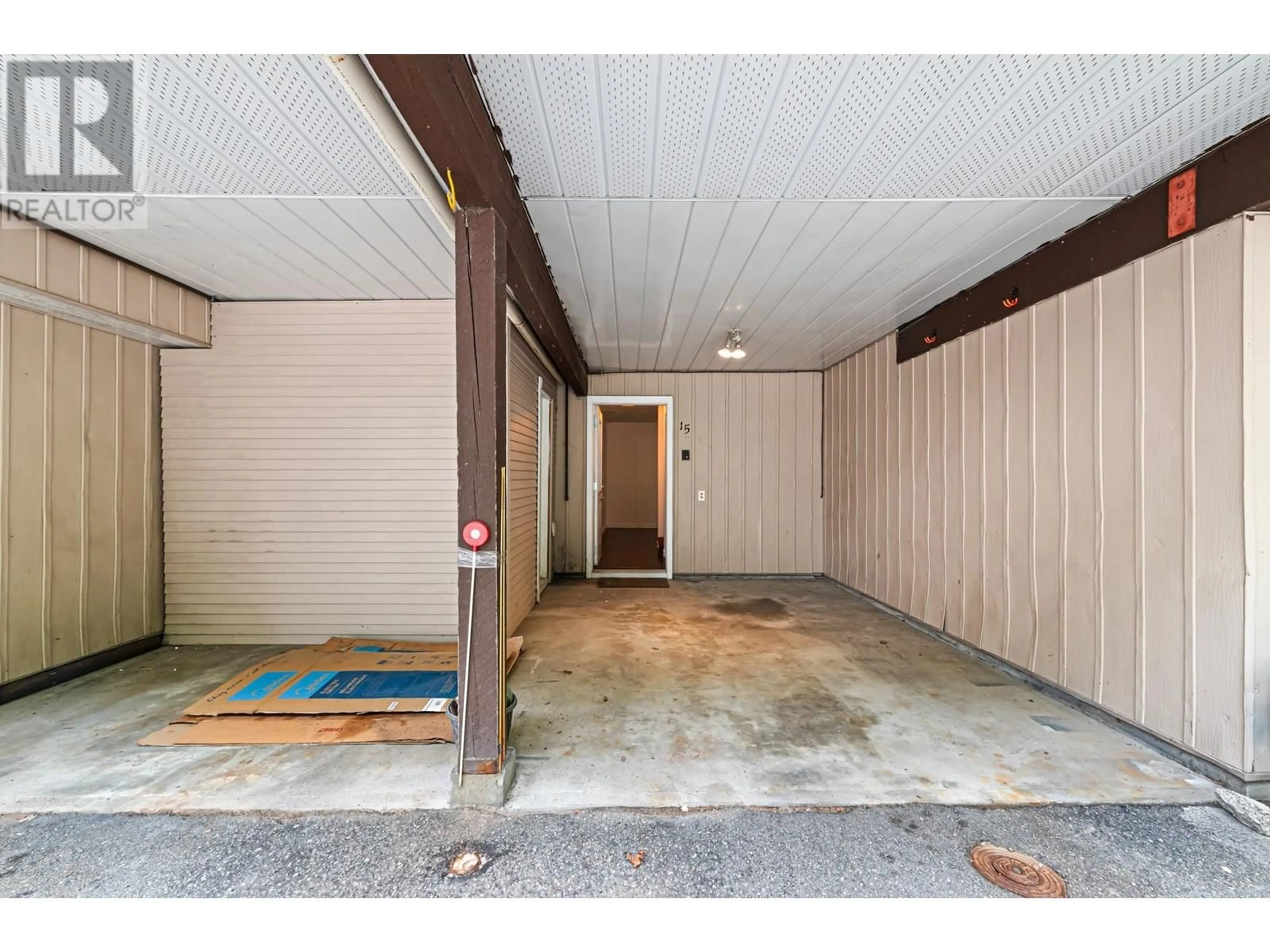 Indoor garage for 15 - 10000 VALLEY DRIVE, Squamish British Columbia V8B0Y1