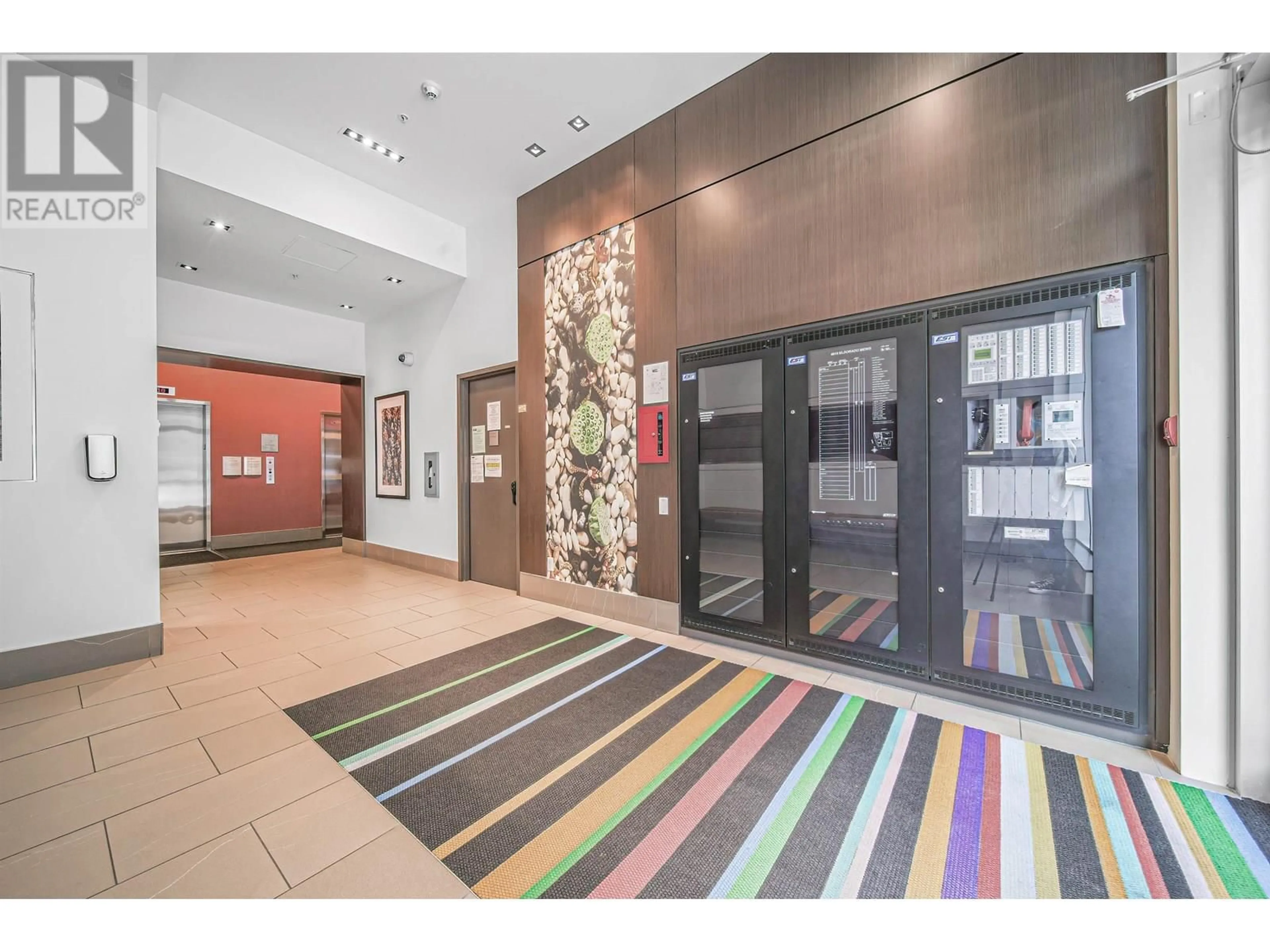 Indoor foyer for 2207 - 4815 ELDORADO MEWS, Vancouver British Columbia V5R0B2