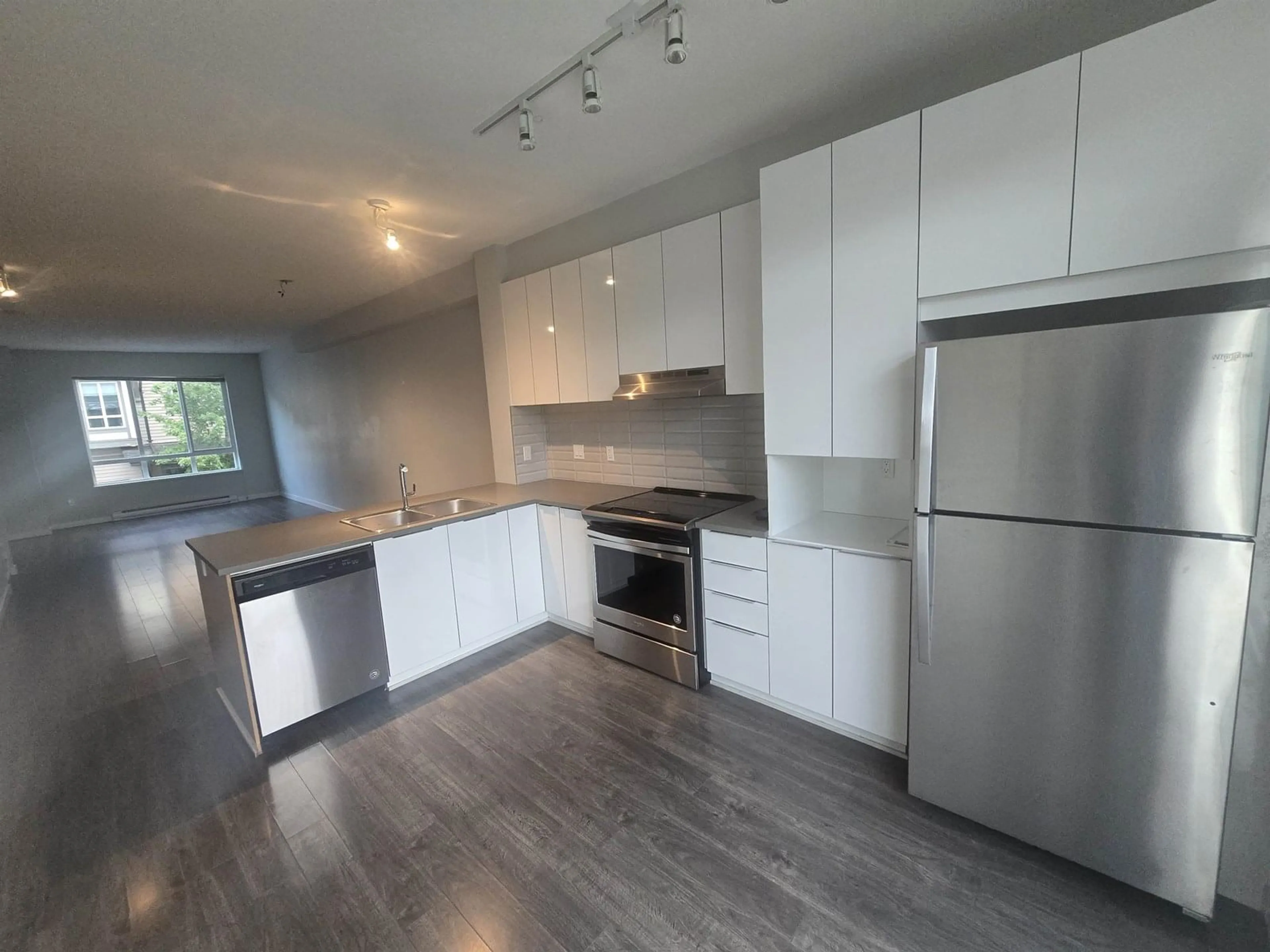 Open concept kitchen, unknown for 62 - 30930 WESTRIDGE, Abbotsford British Columbia V2T0H6