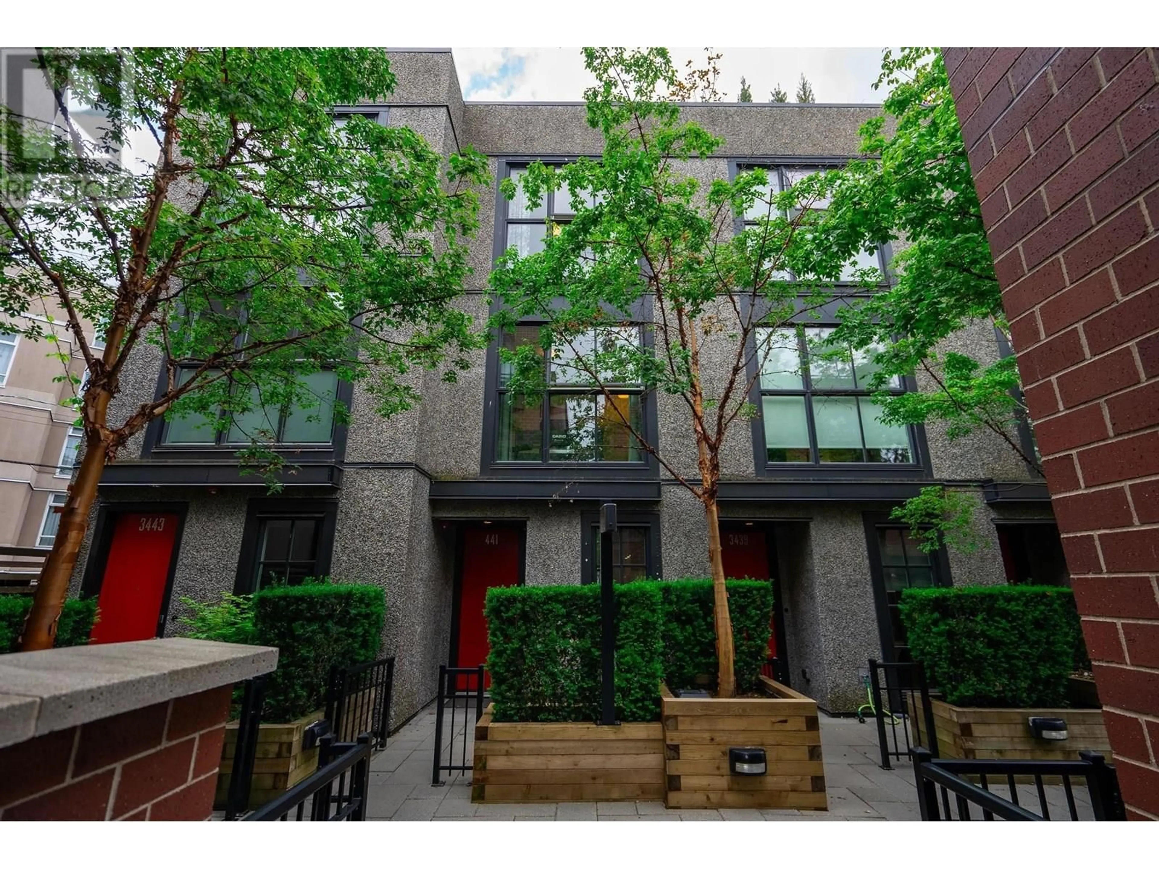 Patio, street for 3441 PORTER STREET, Vancouver British Columbia V5N4H2