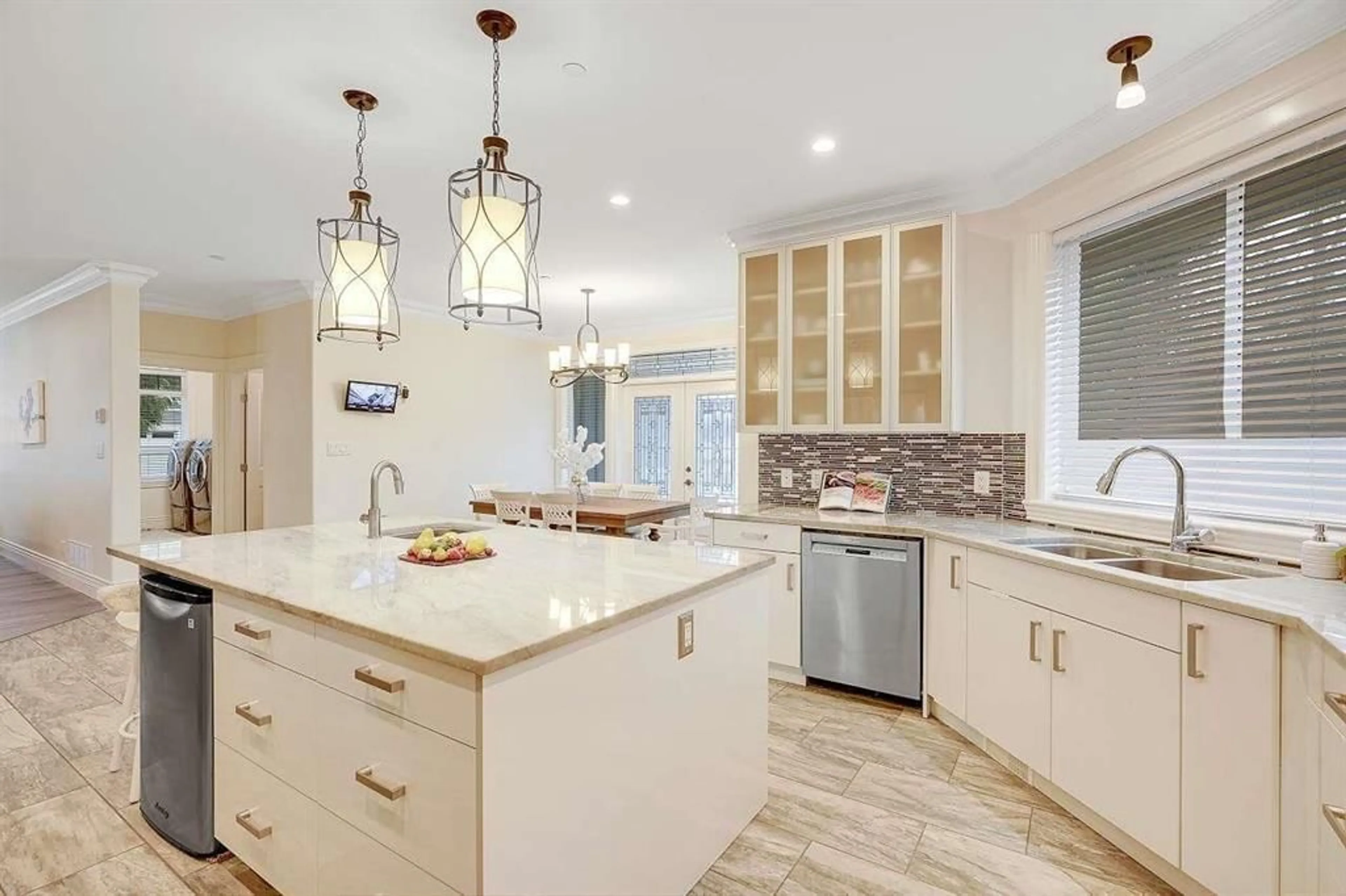 Contemporary kitchen, ceramic/tile floor for 13668 NORTH BLUFF, White Rock British Columbia V4B3B8