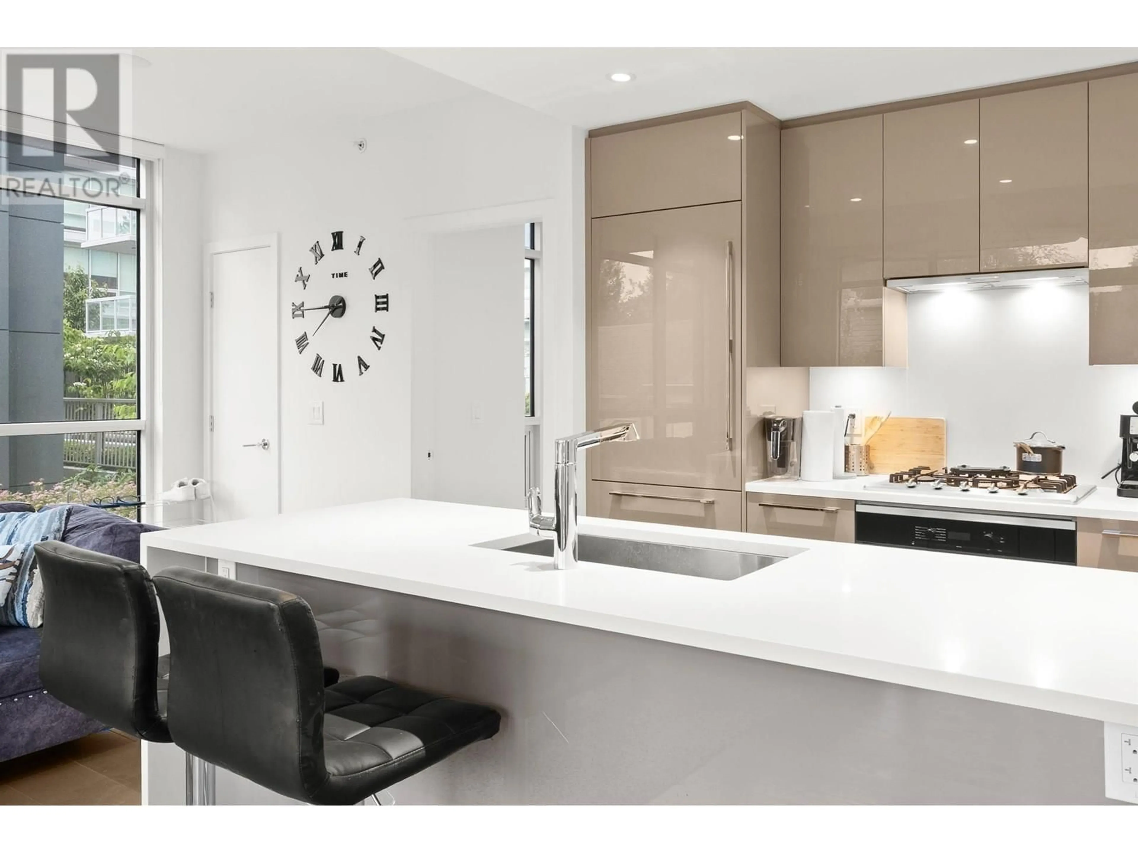 Contemporary kitchen, unknown for 105 - 5289 CAMBIE STREET, Vancouver British Columbia V5Z2Z6