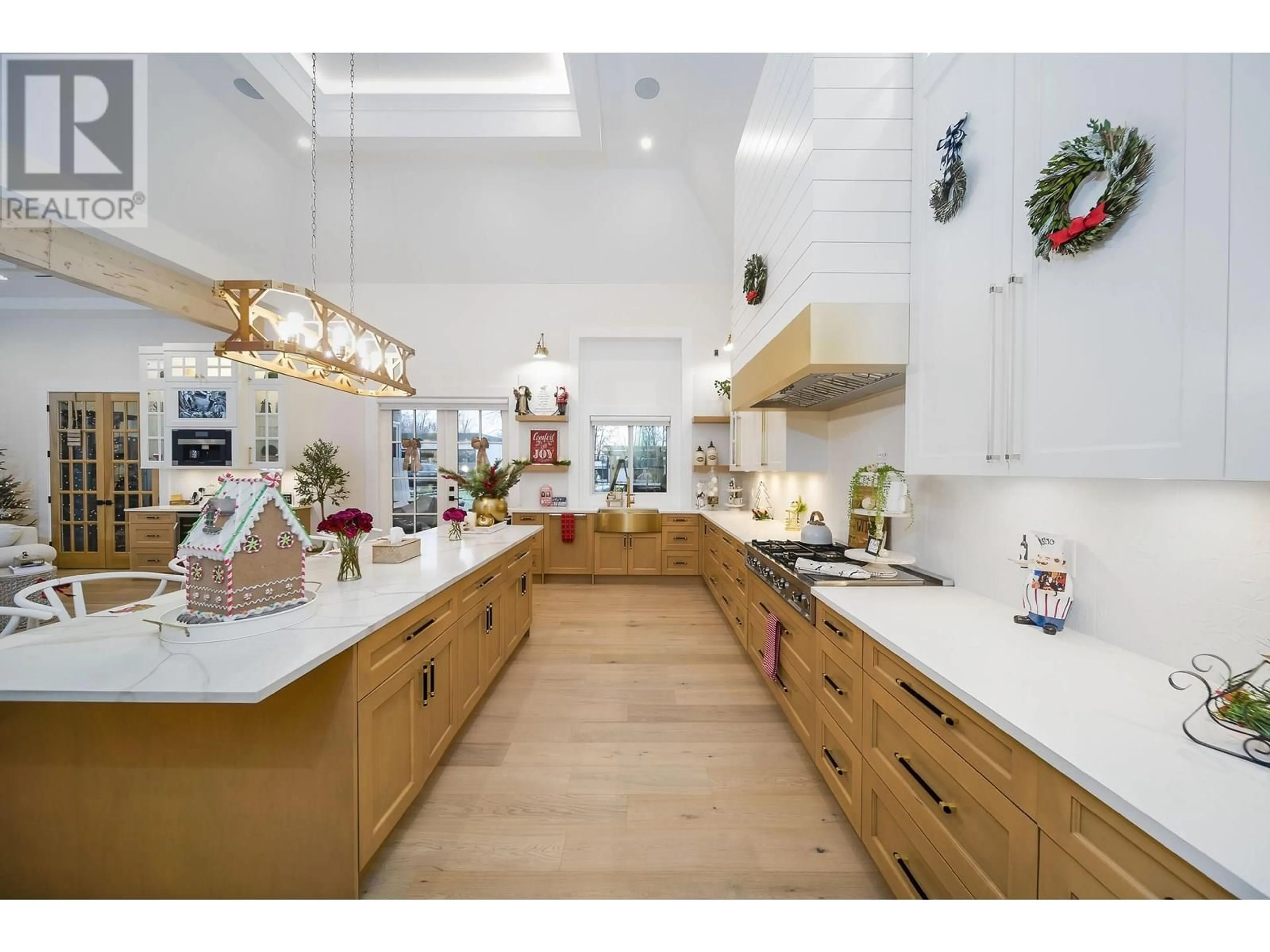 Contemporary kitchen, unknown for 11566 BLUNDELL ROAD, Richmond British Columbia V6Y1L3